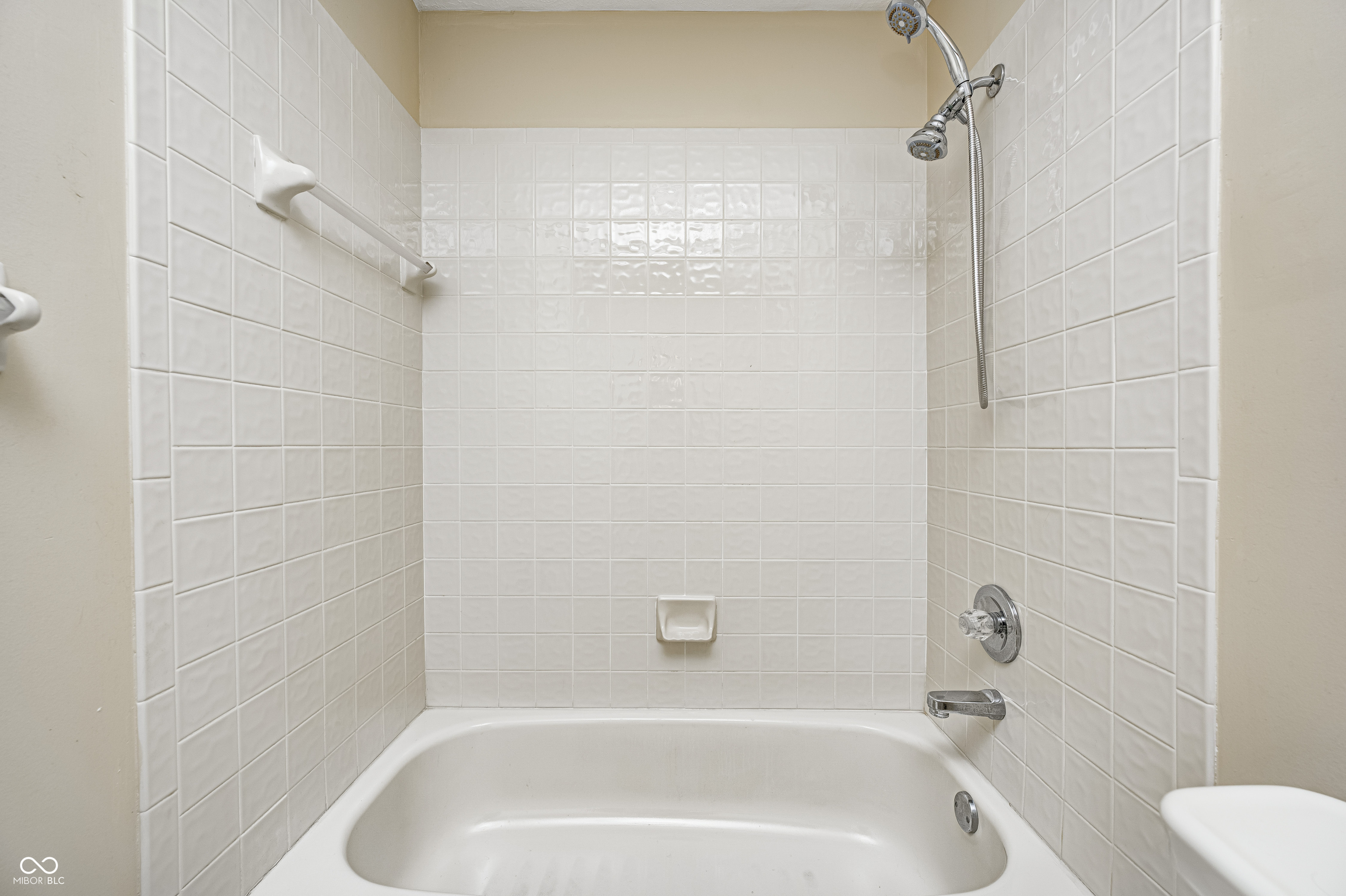 7248 River Glen Drive