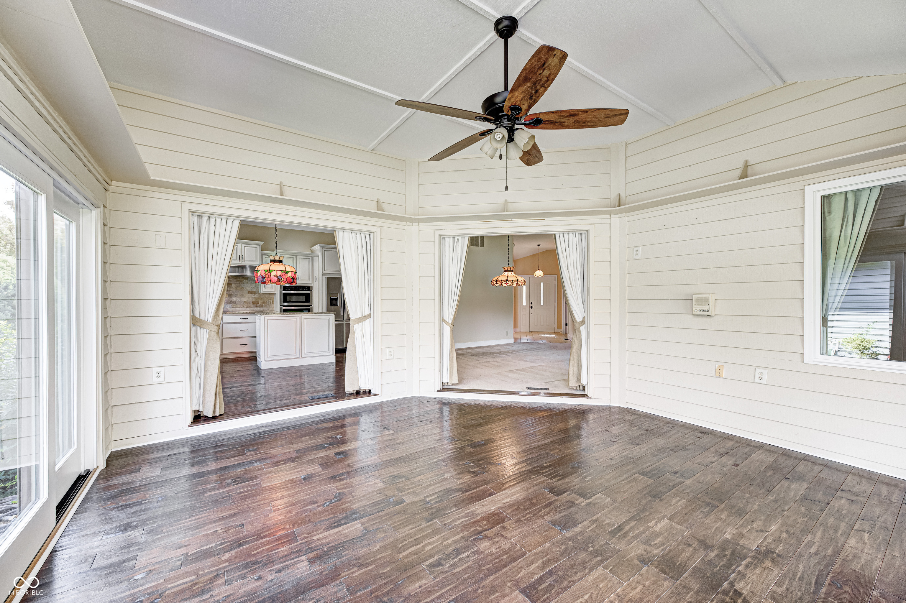 7248 River Glen Drive