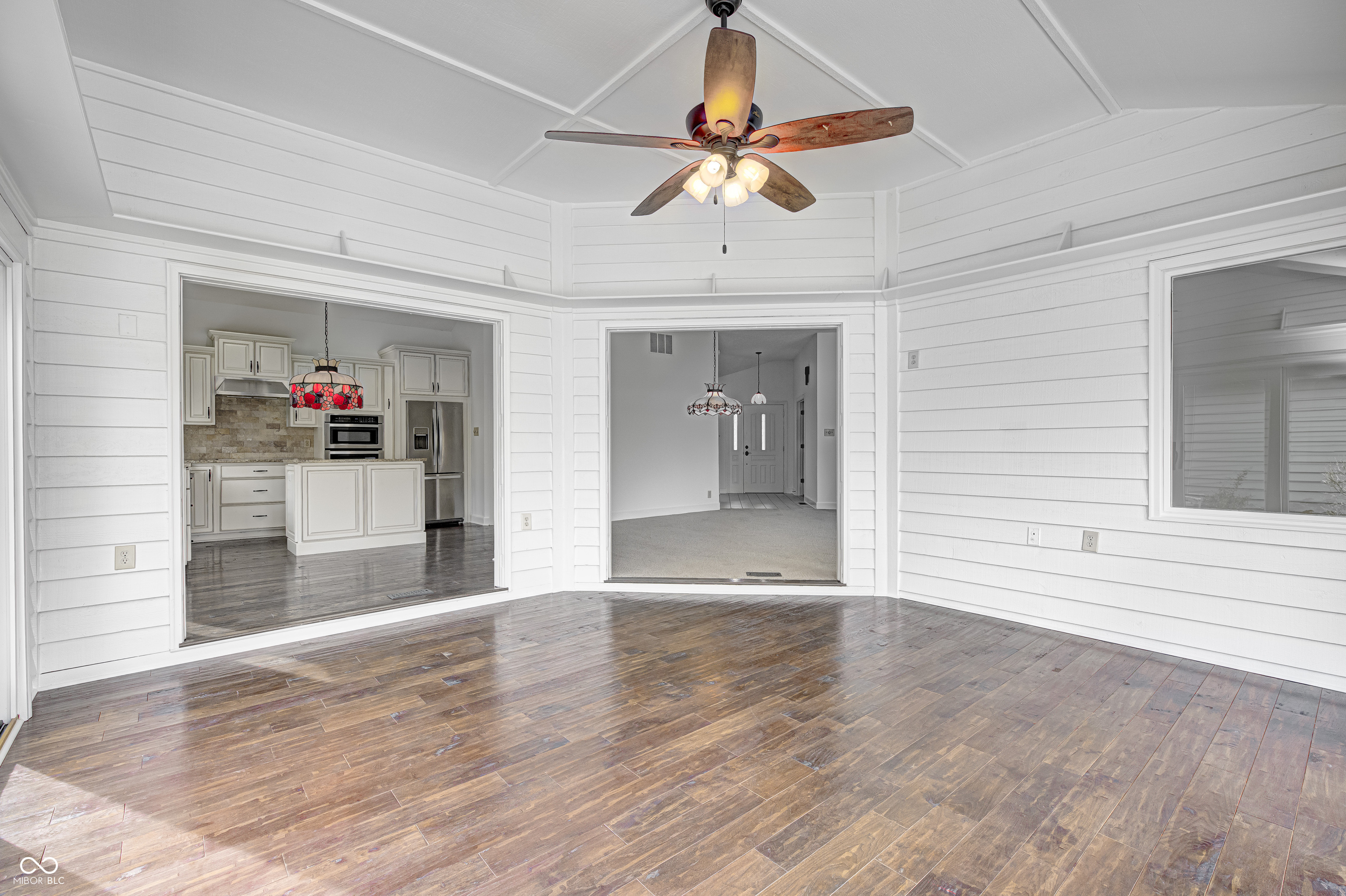 7248 River Glen Drive