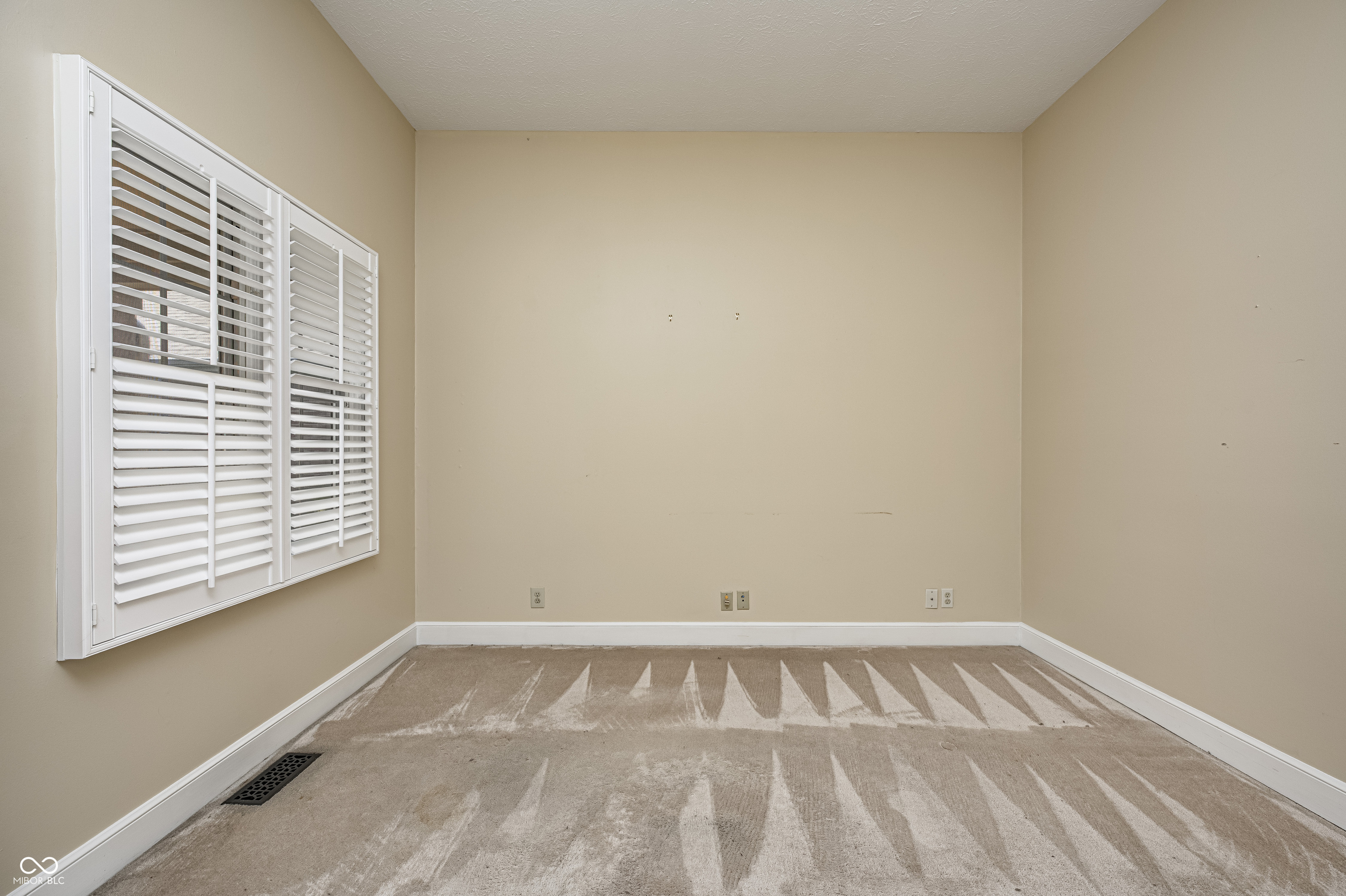 7248 River Glen Drive