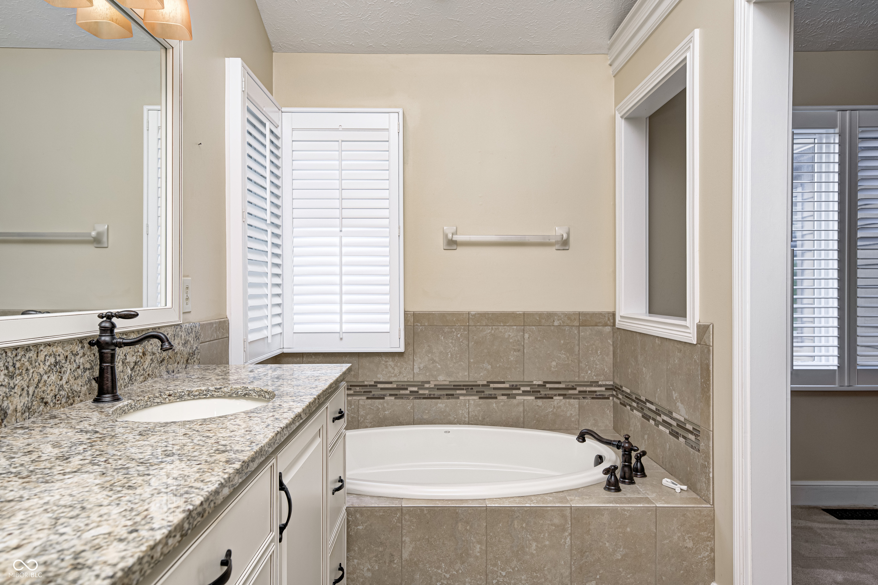 7248 River Glen Drive