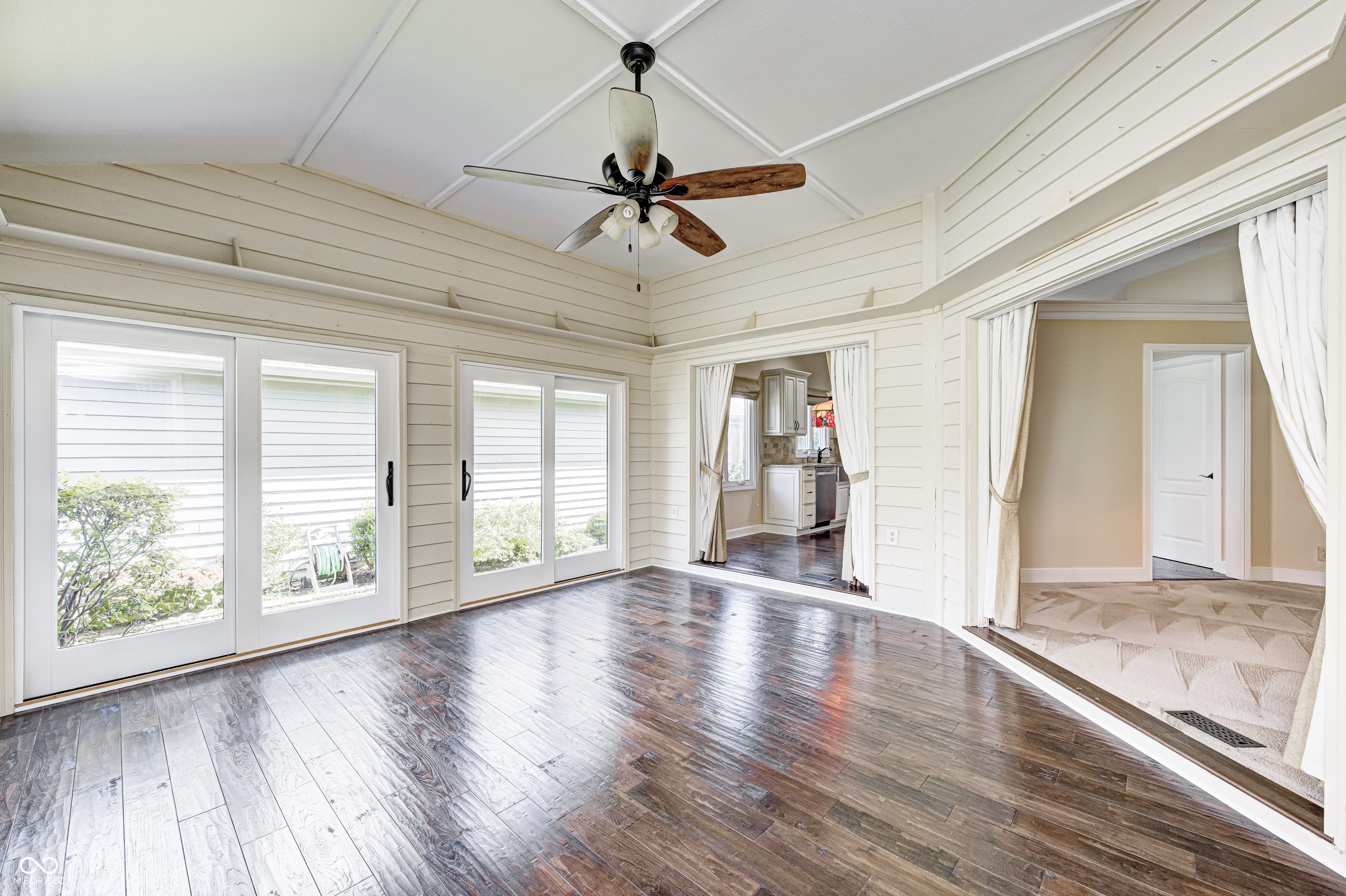 7248 River Glen Drive