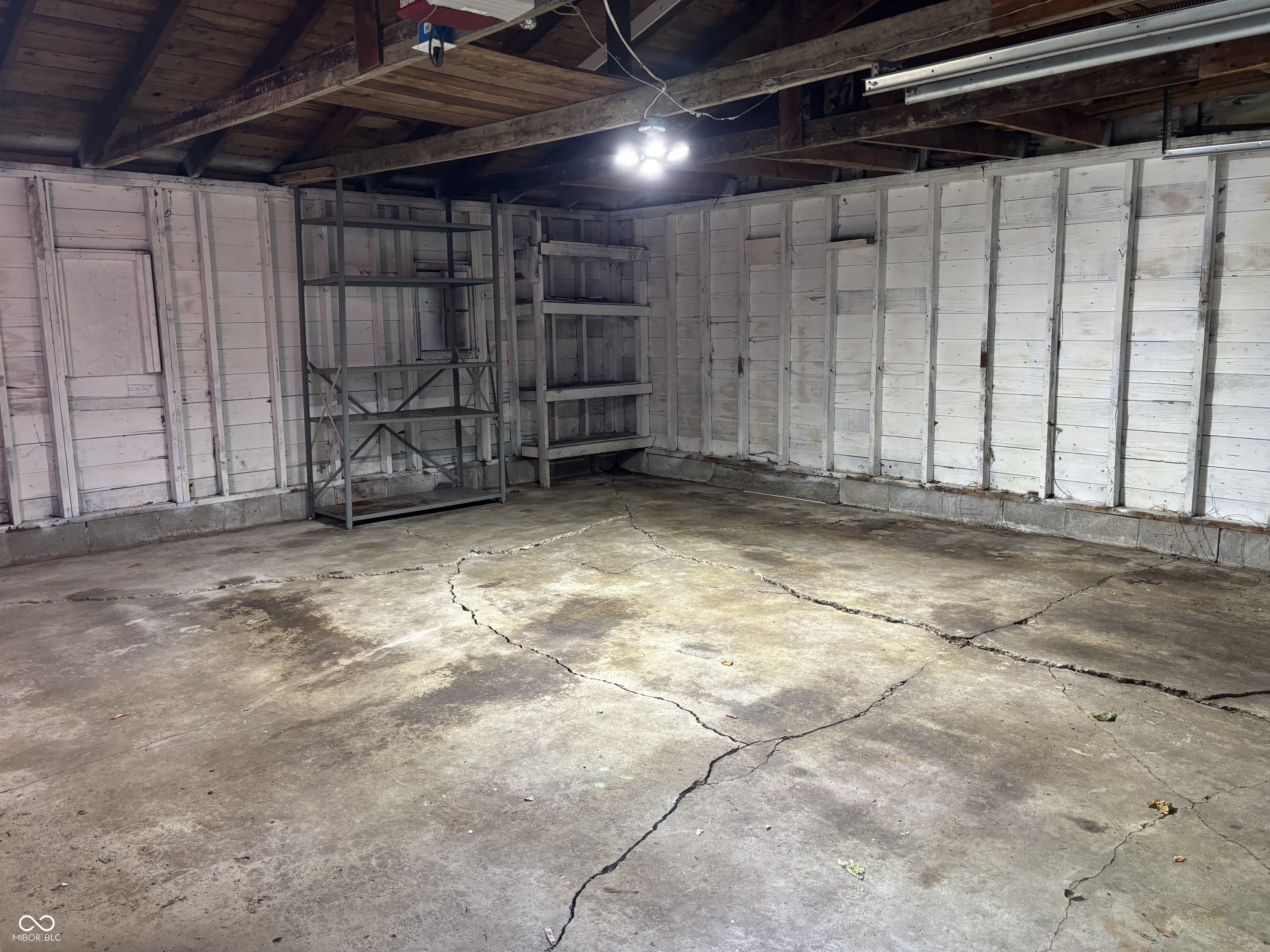 11035 Central Avenue