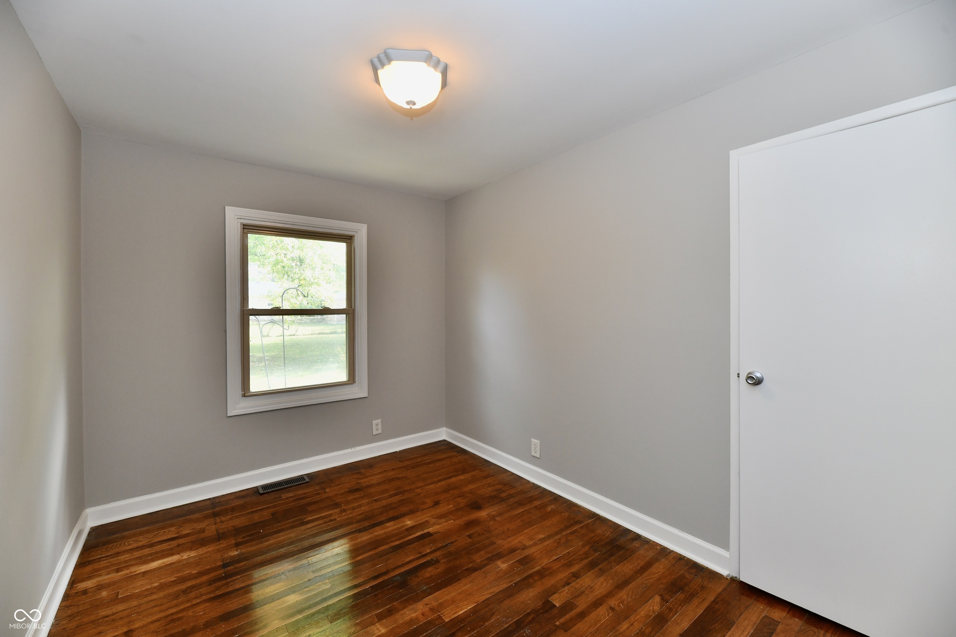 11035 Central Avenue