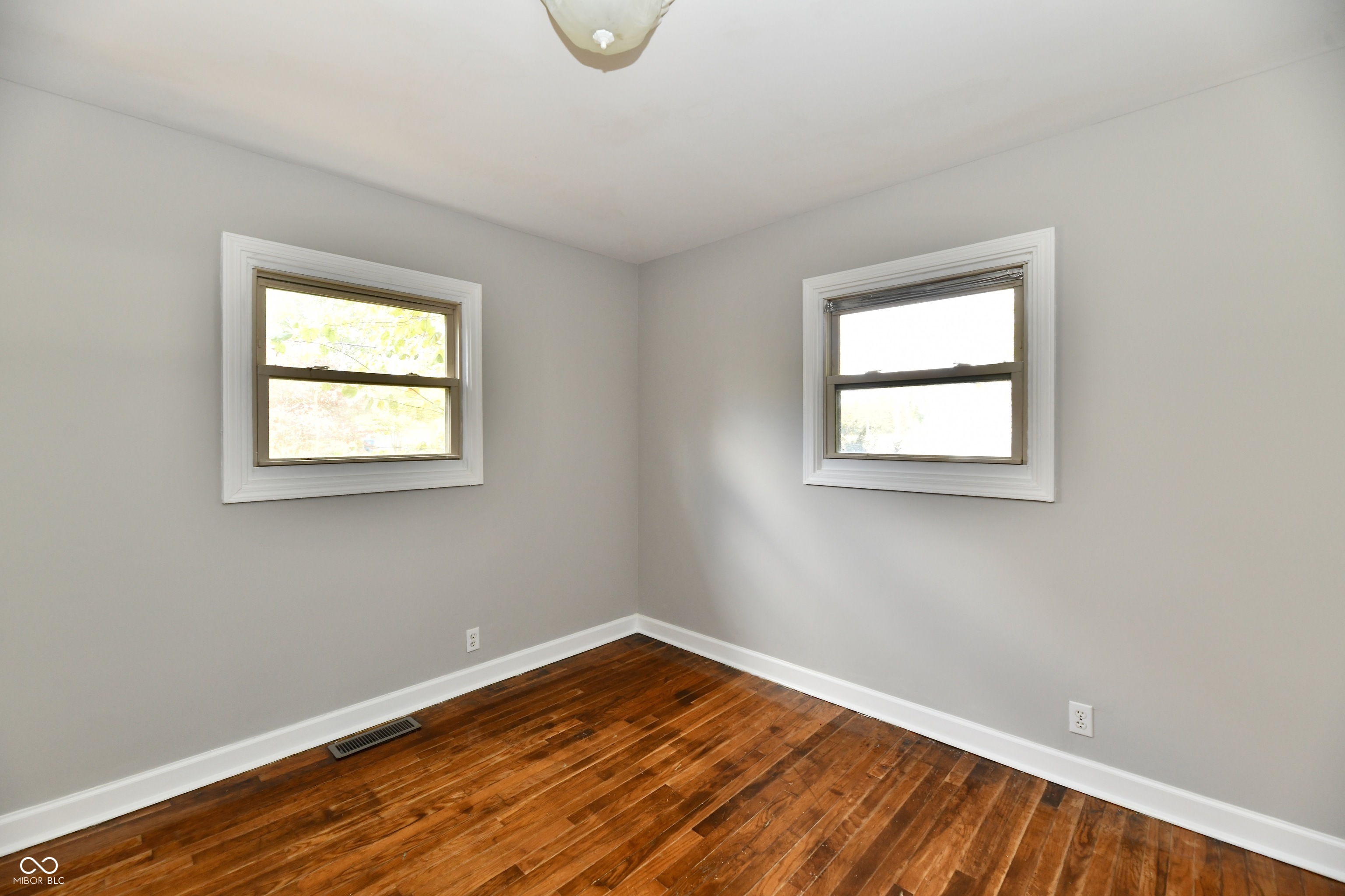 11035 Central Avenue