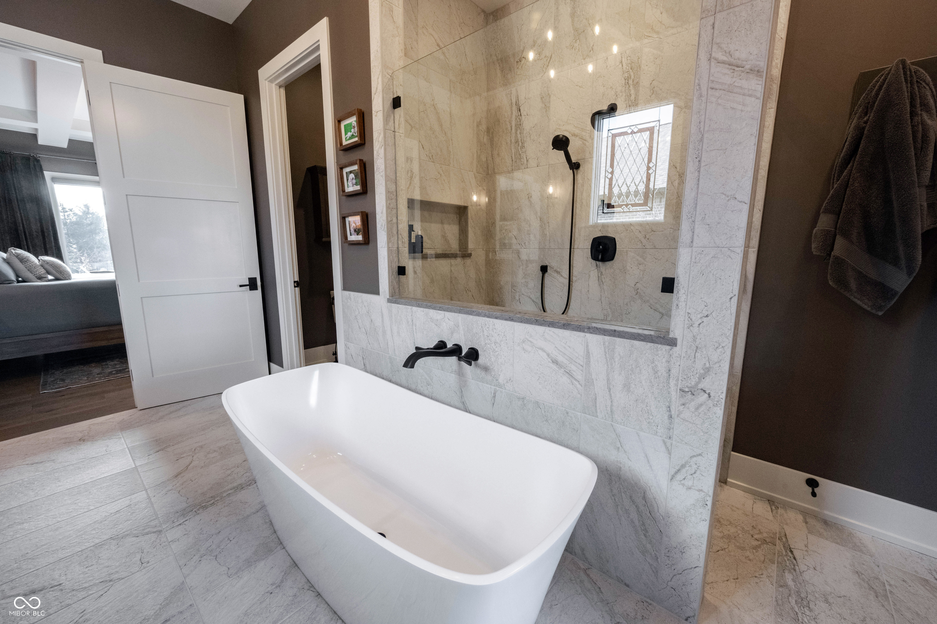 2765 Silver Oaks Drive
