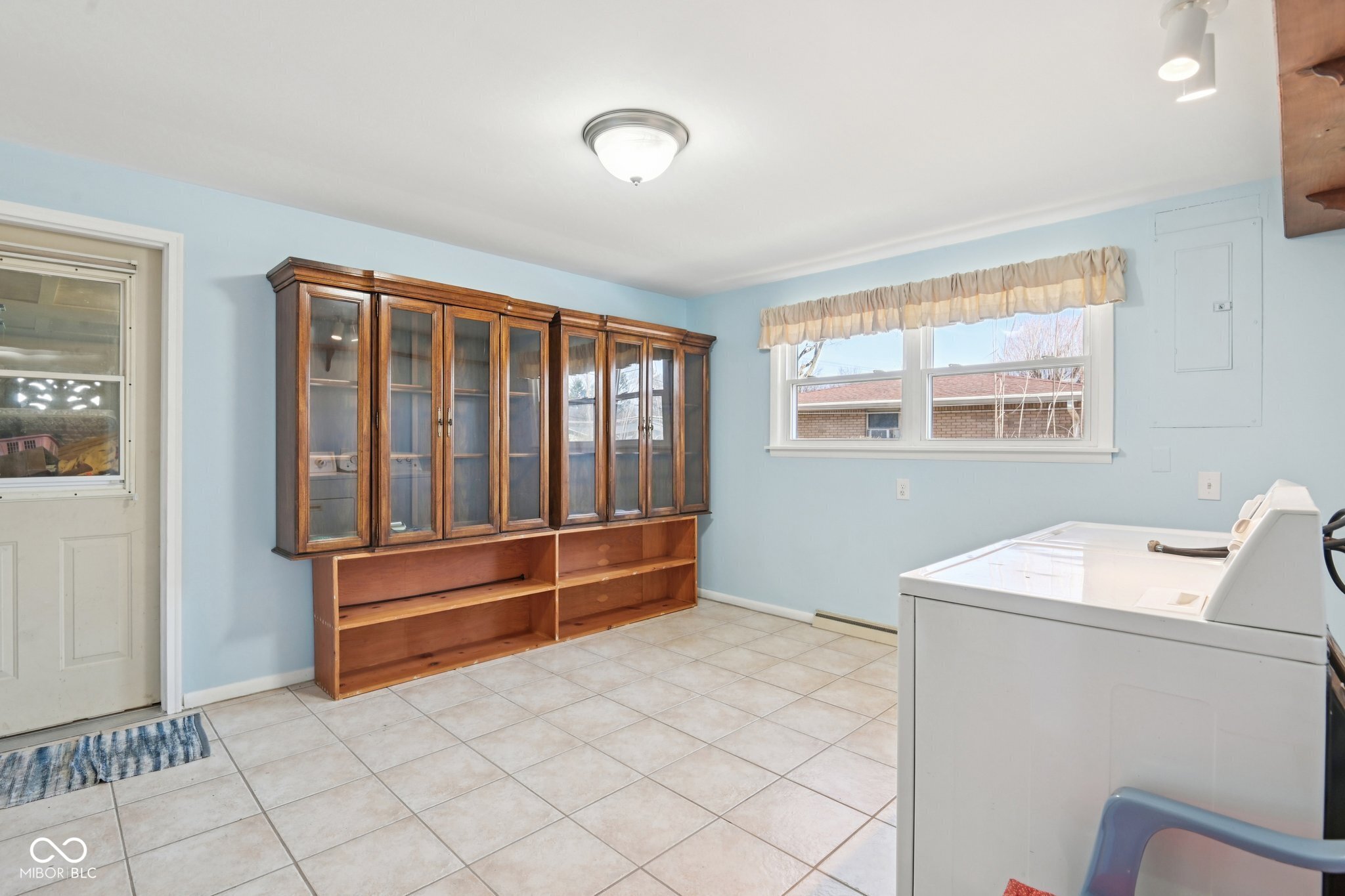 13205 Allisonville Road