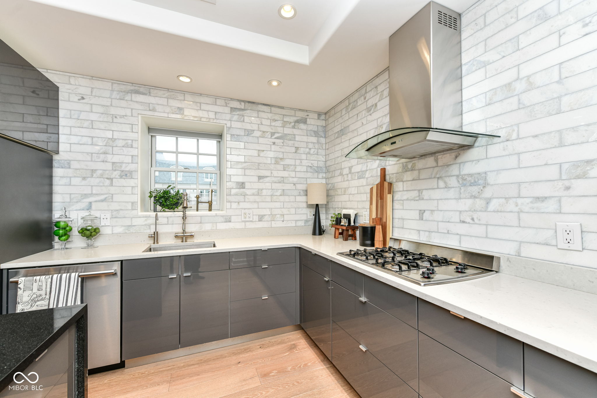 30 W Main Street Unit: B