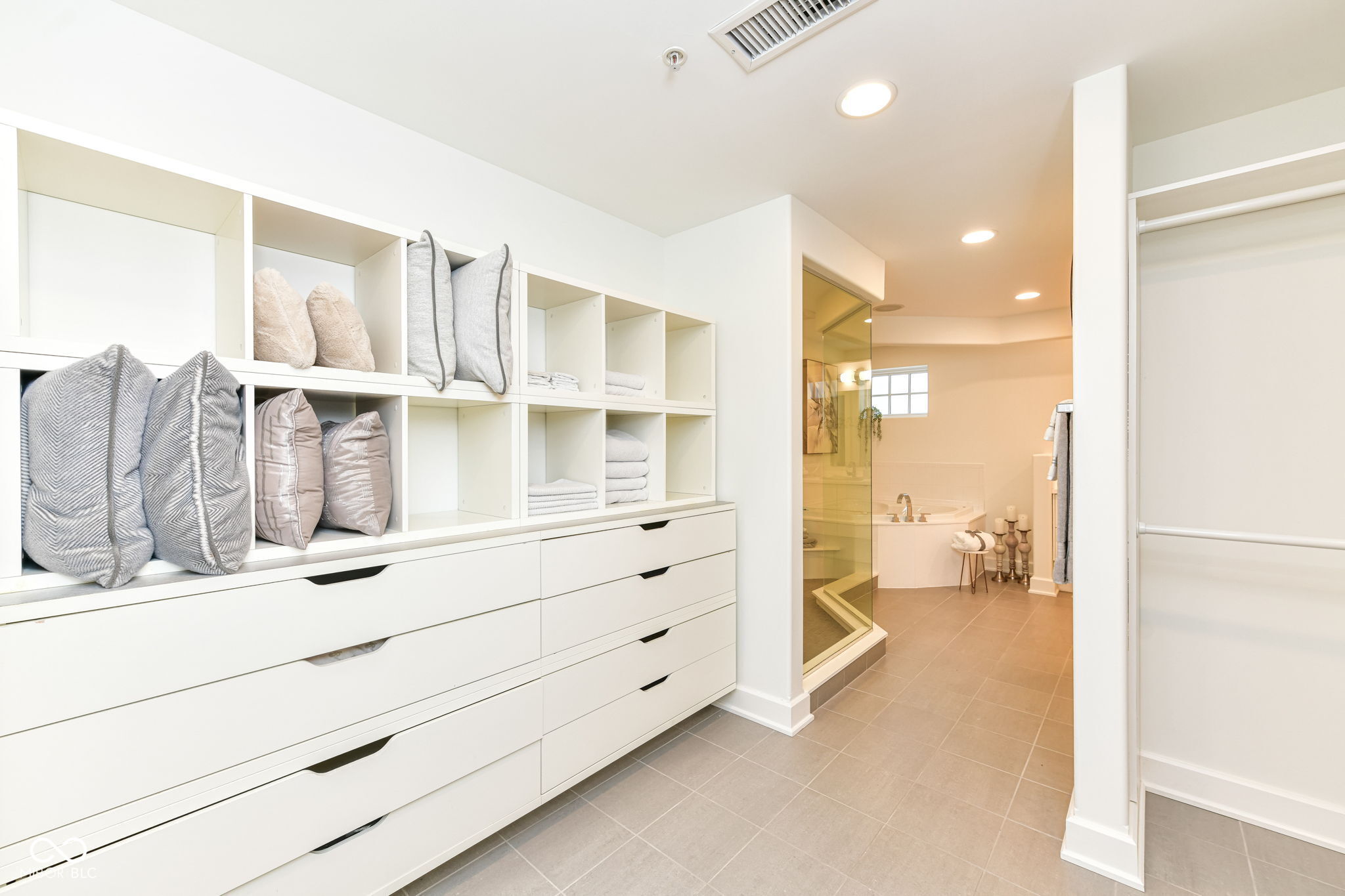 30 W Main Street Unit: B