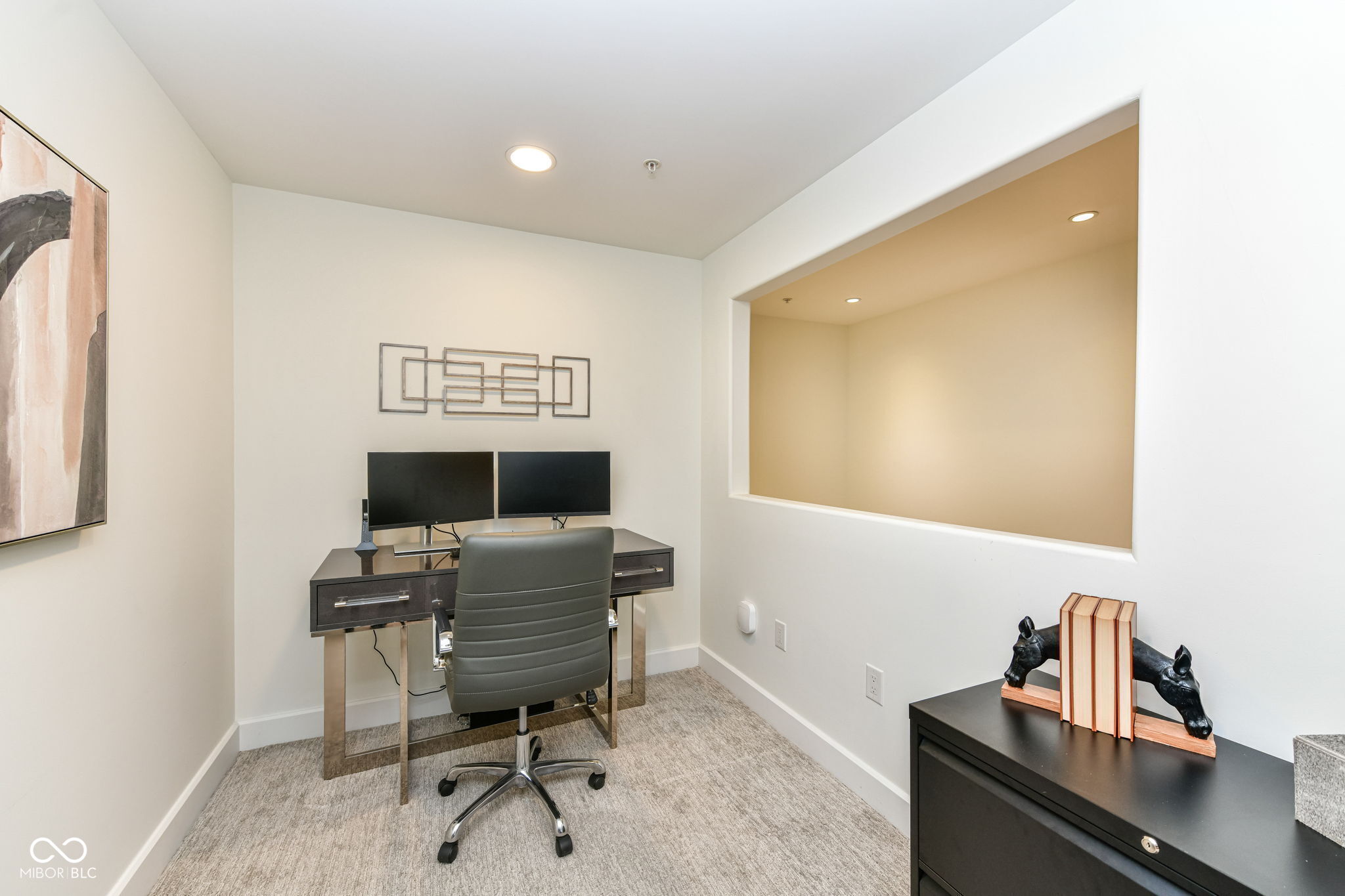 30 W Main Street Unit: B