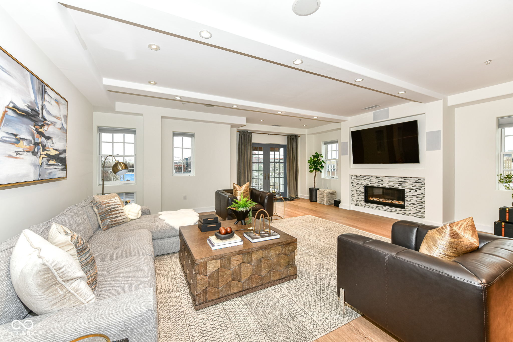 30 W Main Street Unit: B