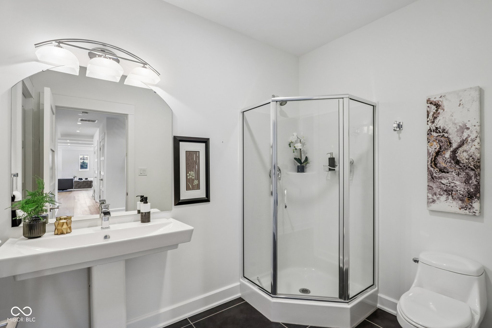 30 W Main Street Unit: B