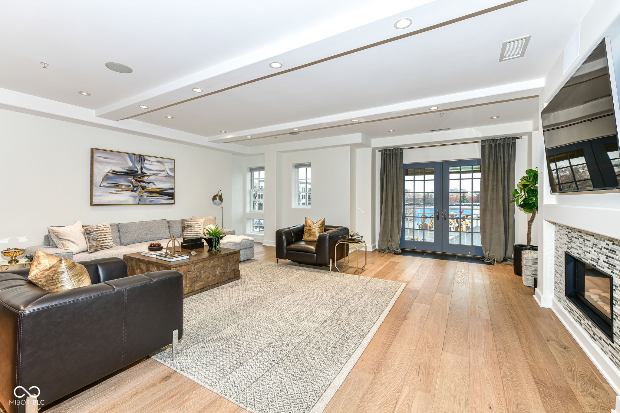 30 W Main Street Unit: B