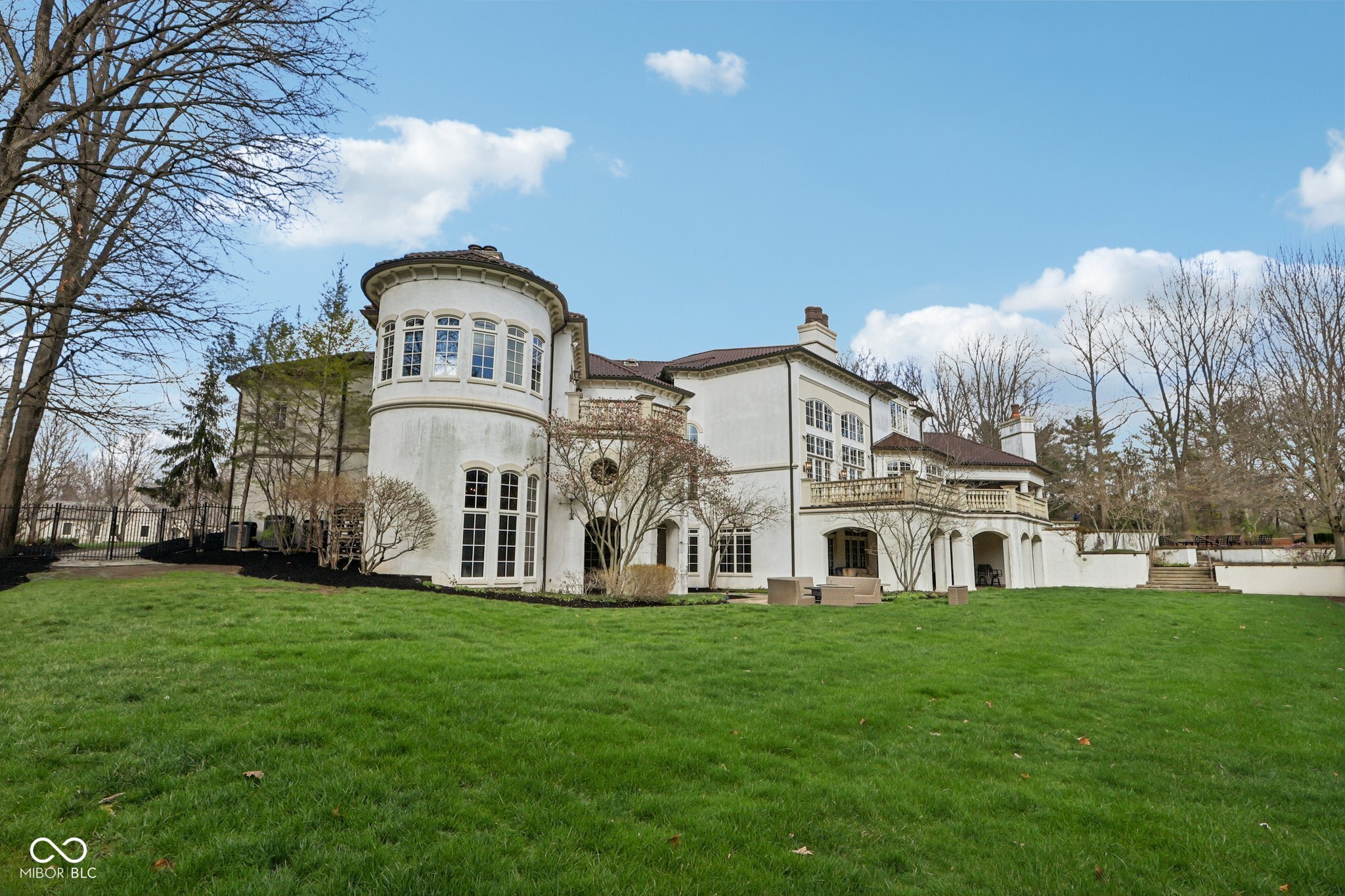 415 Springwood Drive