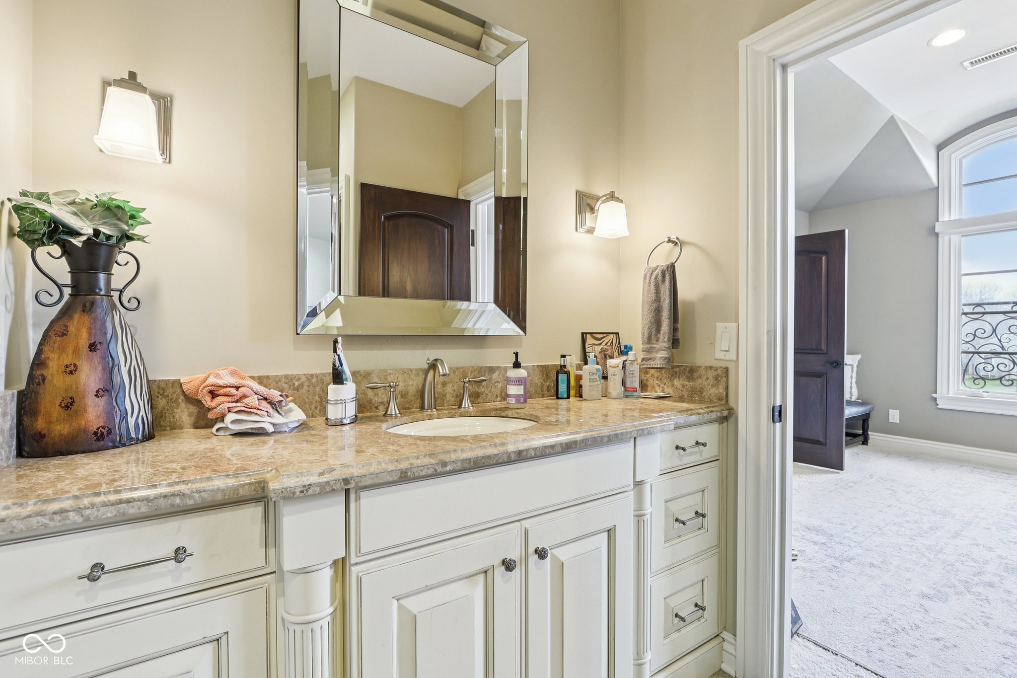 415 Springwood Drive