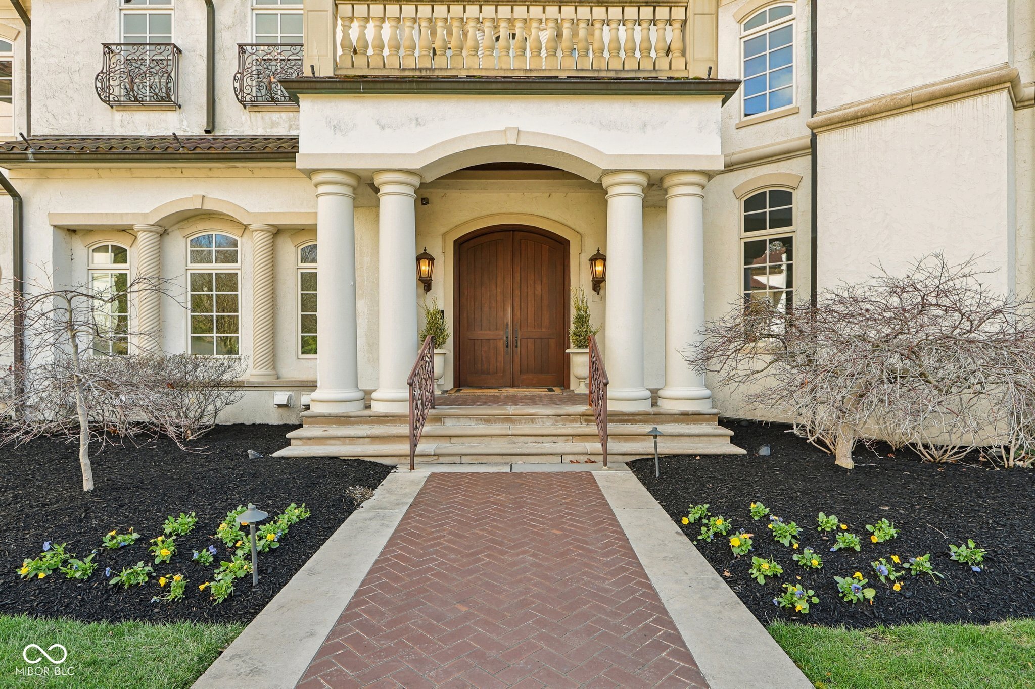 415 Springwood Drive