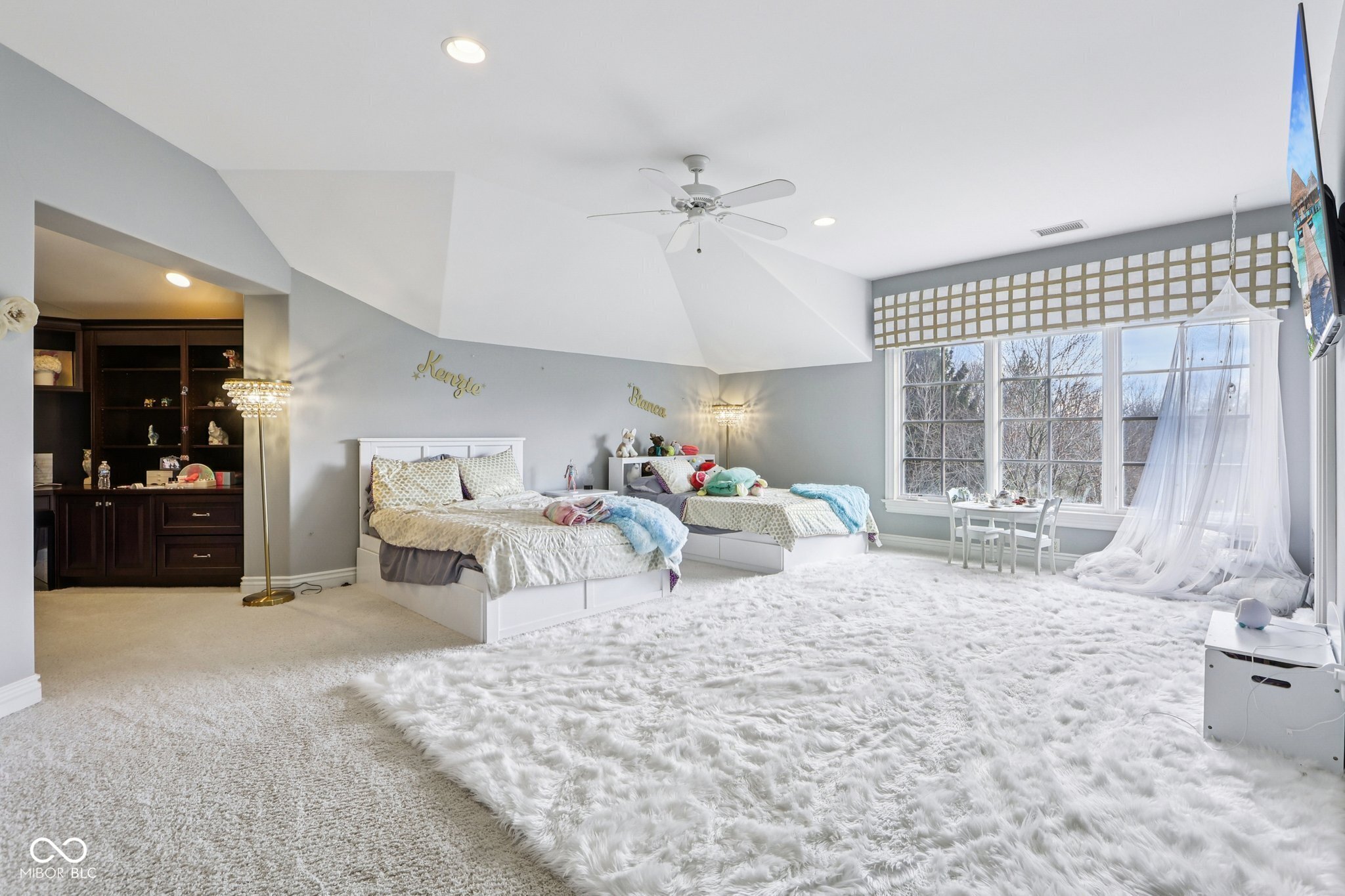 415 Springwood Drive