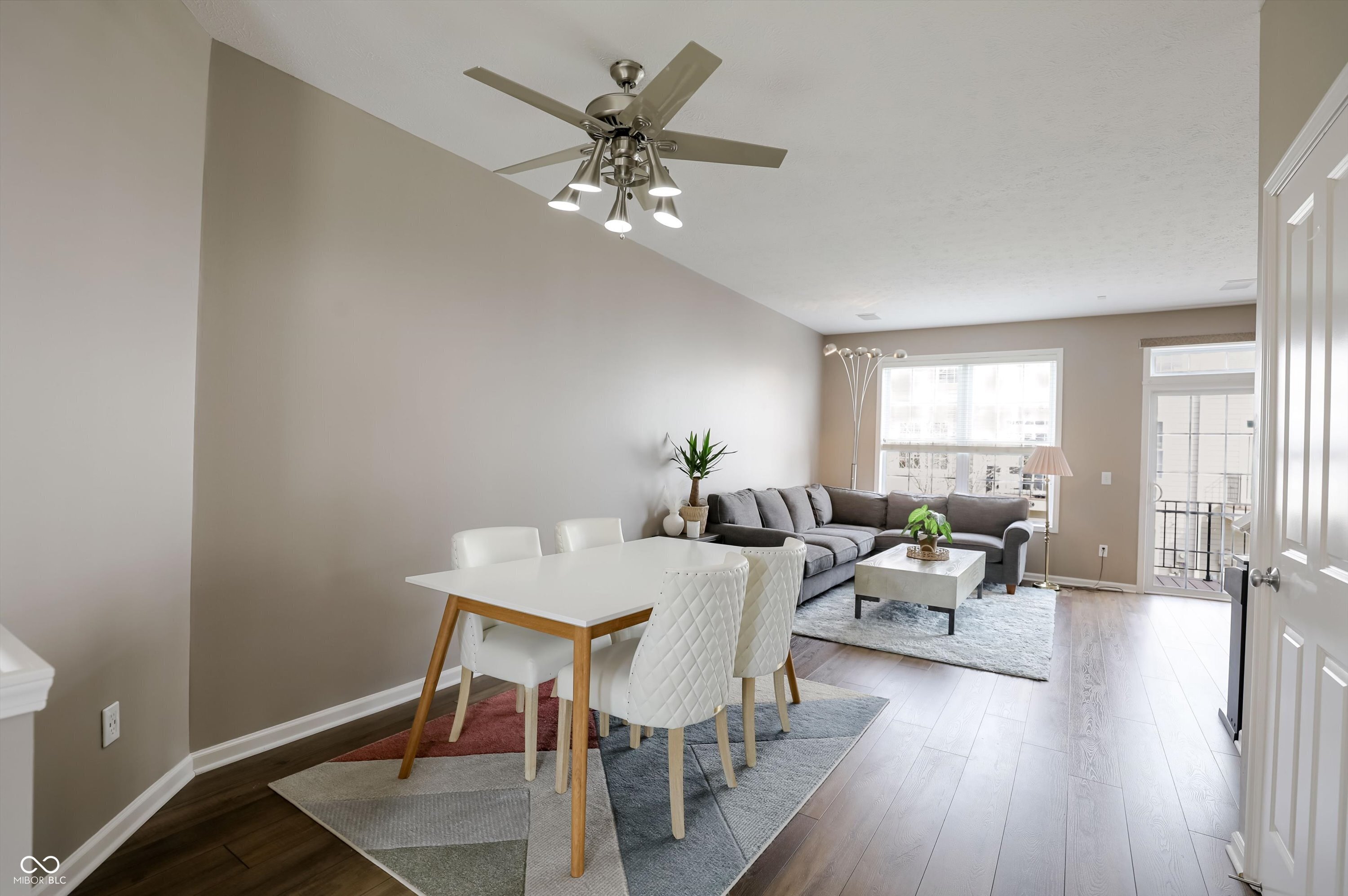 345 Autumn Drive