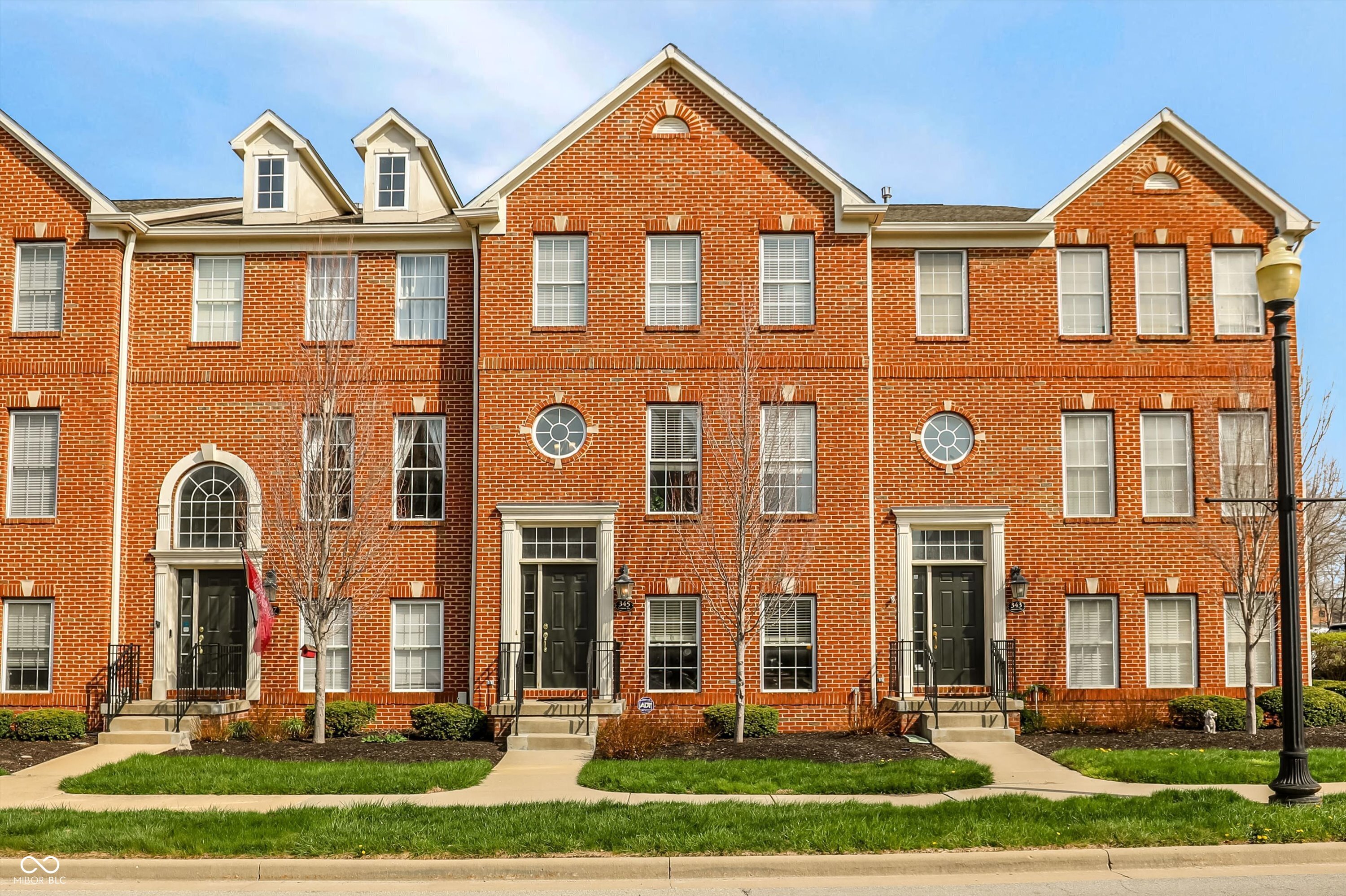 345 Autumn Drive