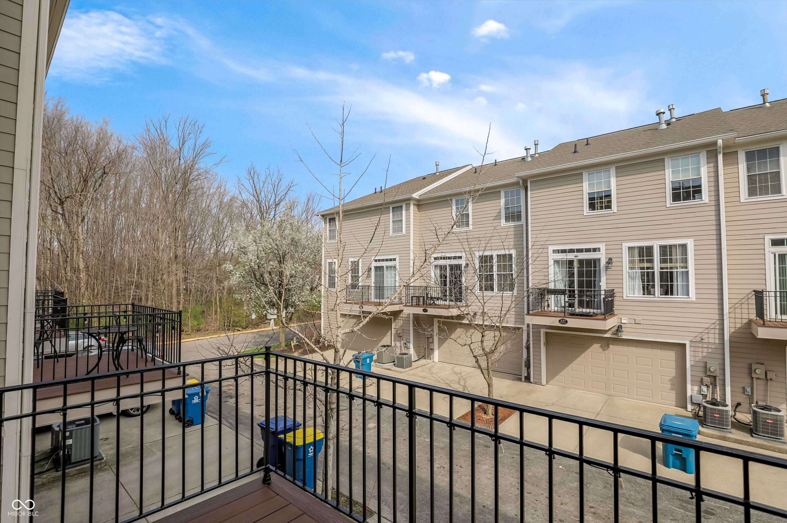 345 Autumn Drive