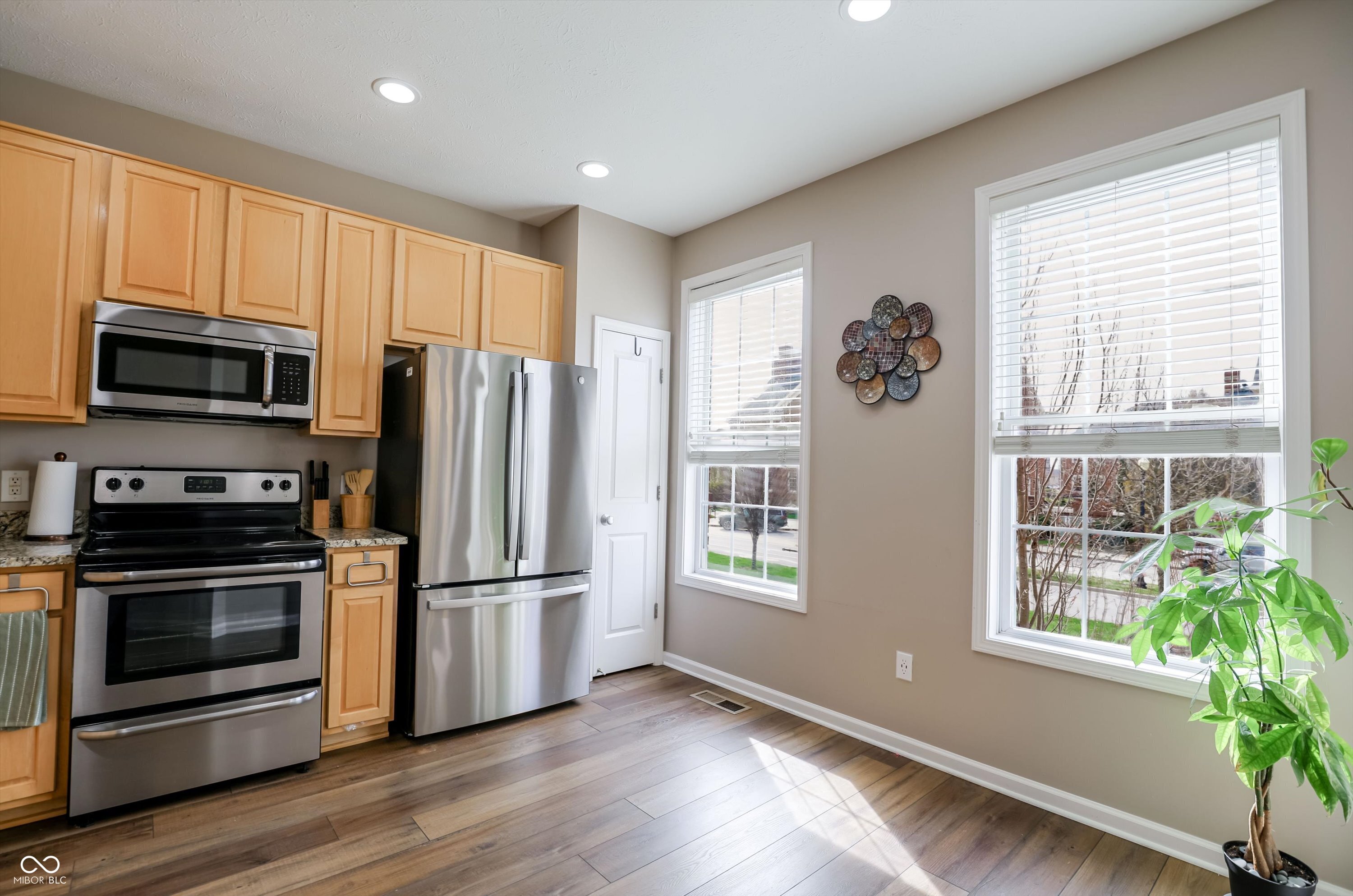345 Autumn Drive