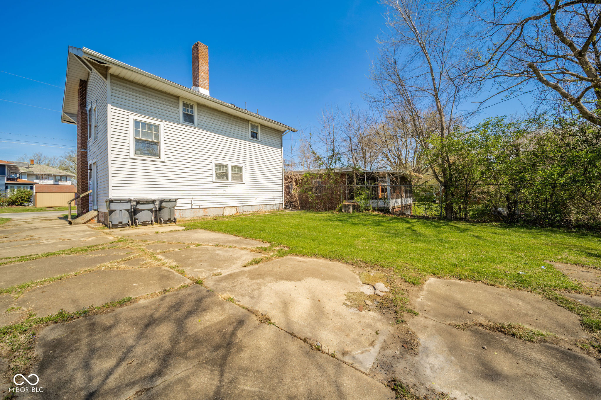 1403 Nichol Avenue