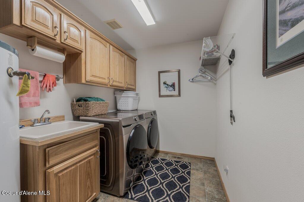 11413 N Summit Loop