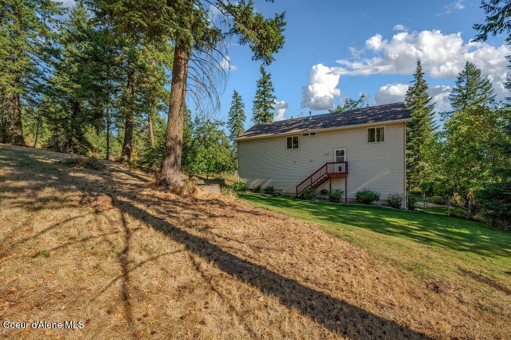 11413 N Summit Loop