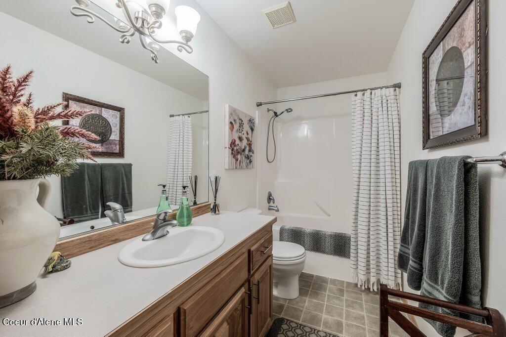11413 N Summit Loop