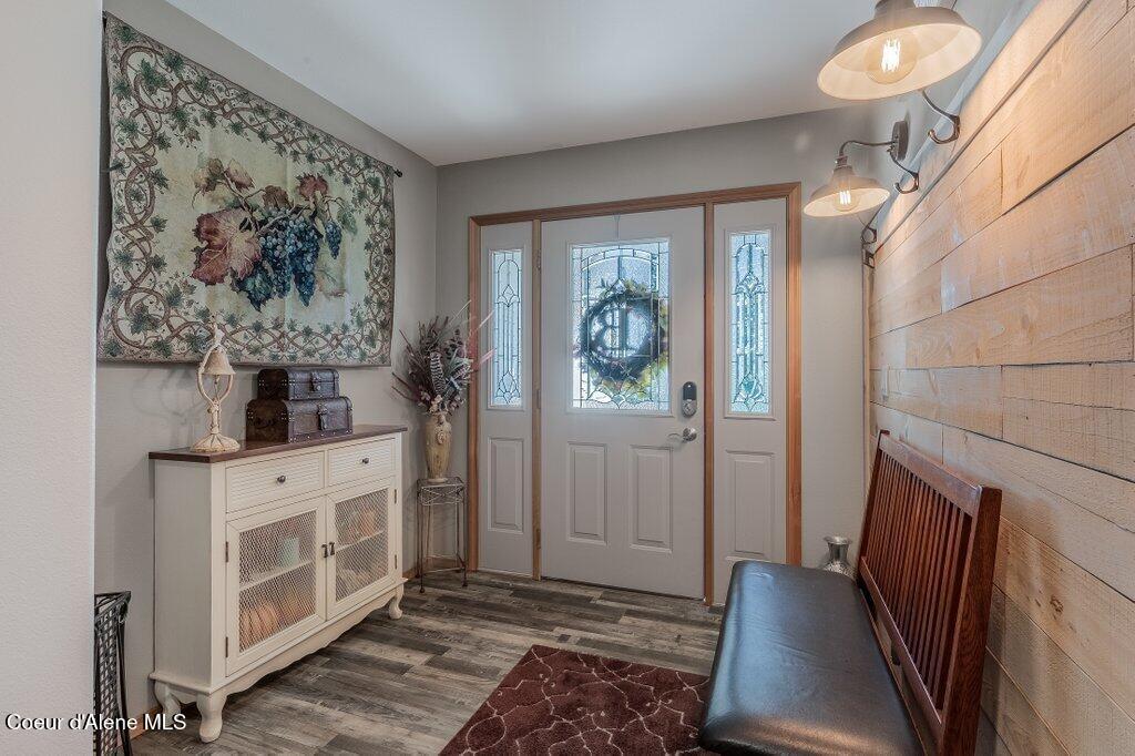 11413 N Summit Loop
