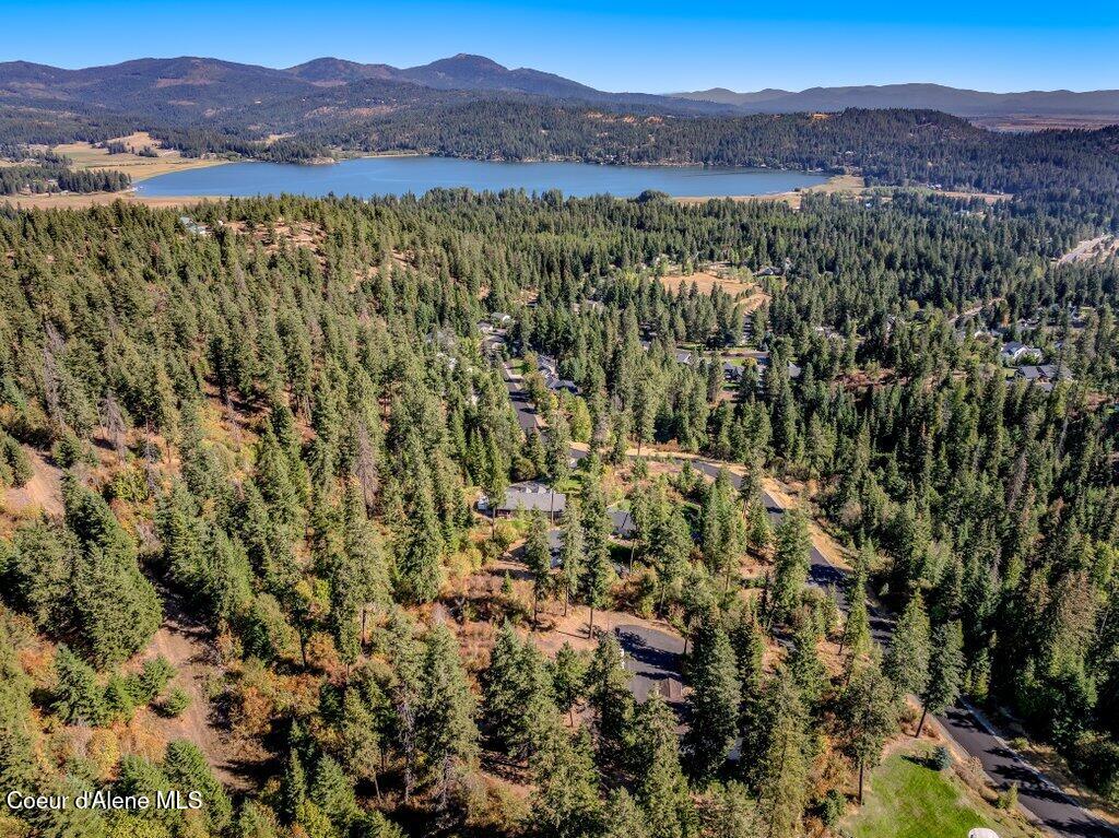 11413 N Summit Loop