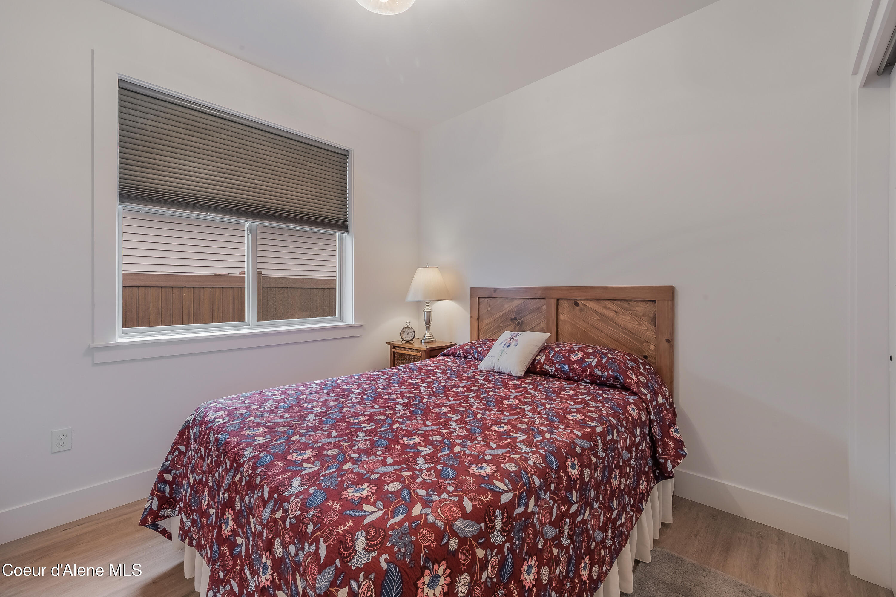 13958 N Rainier Loop