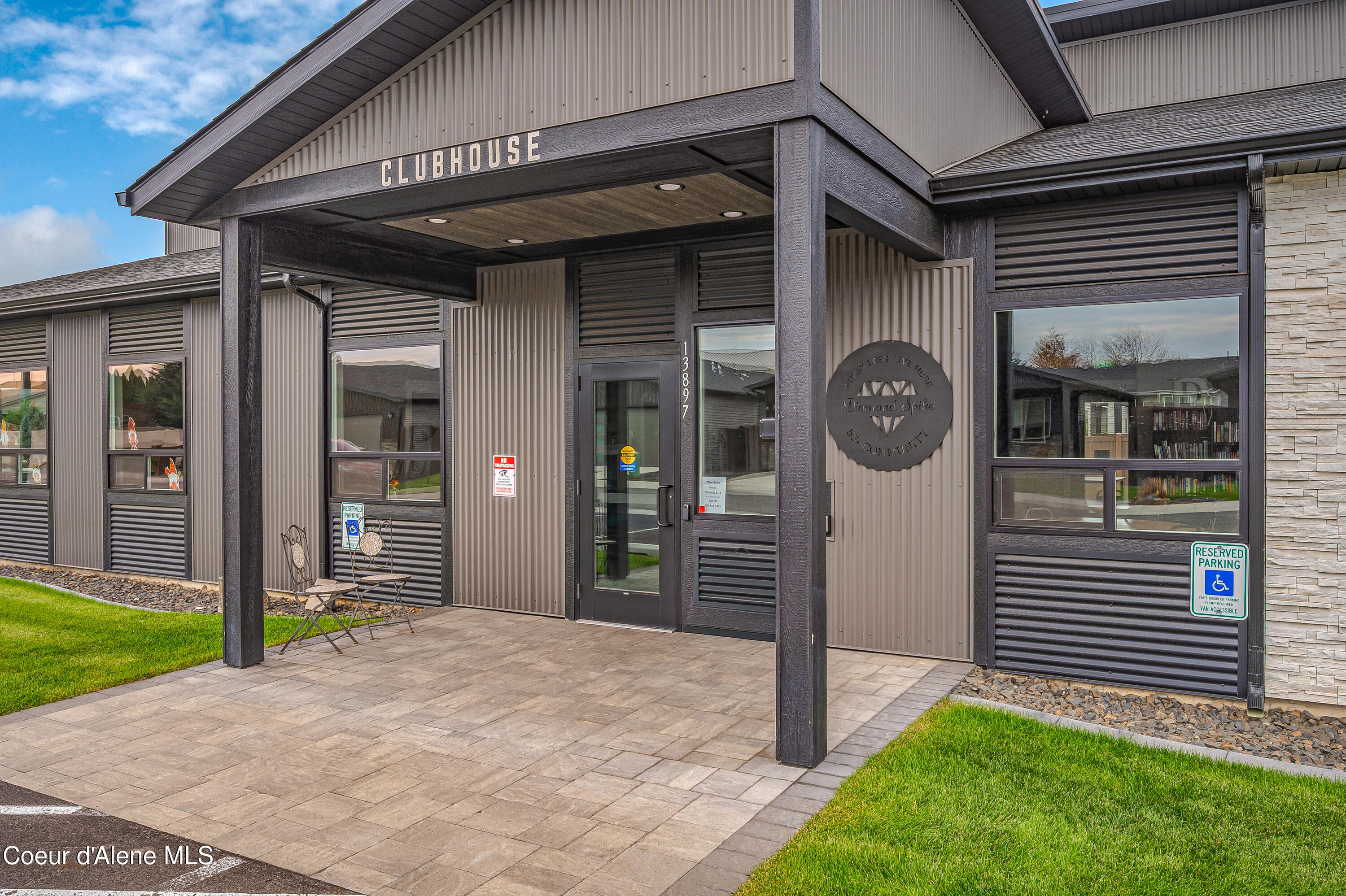 13958 N Rainier Loop