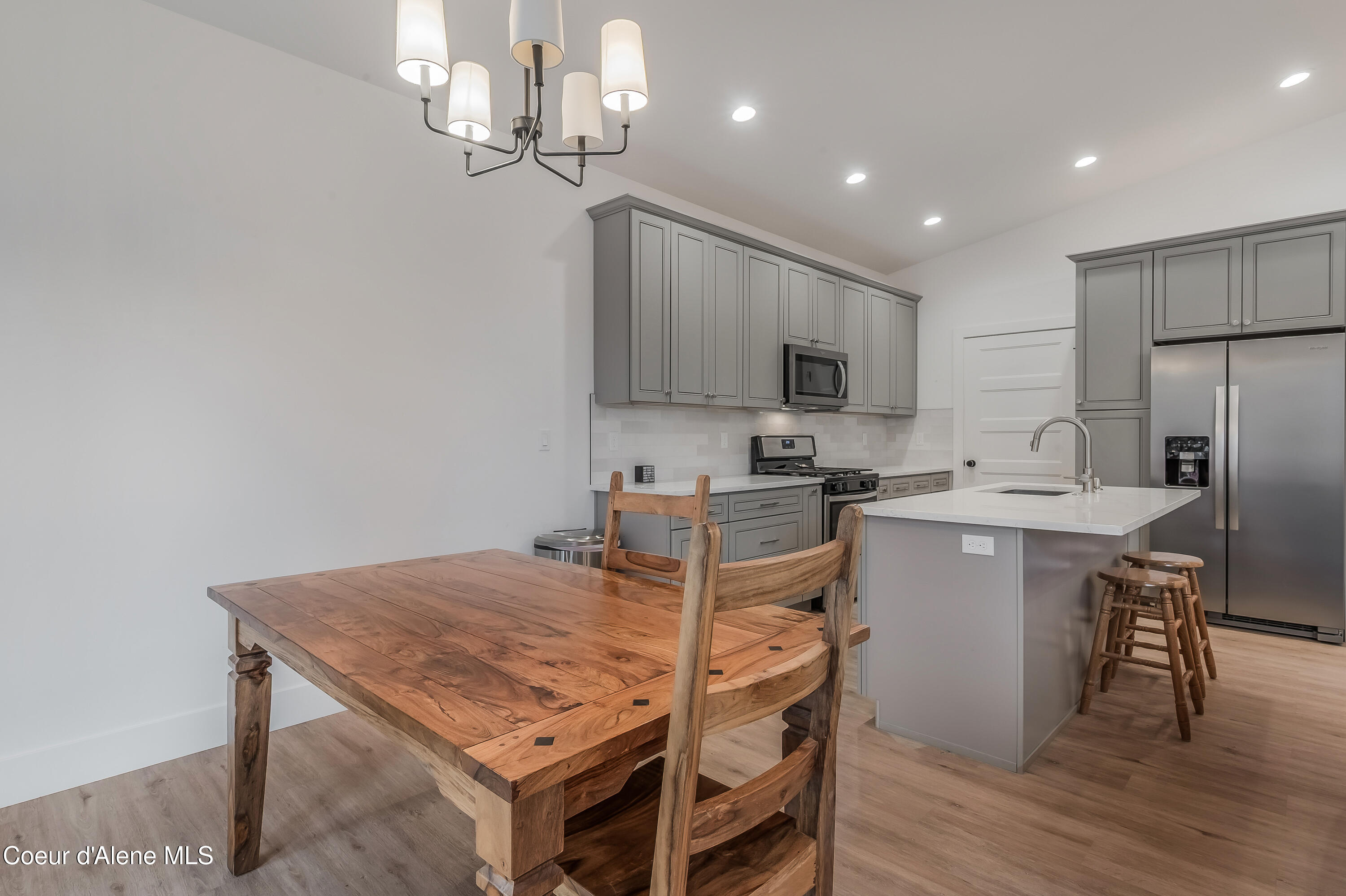 13958 N Rainier Loop