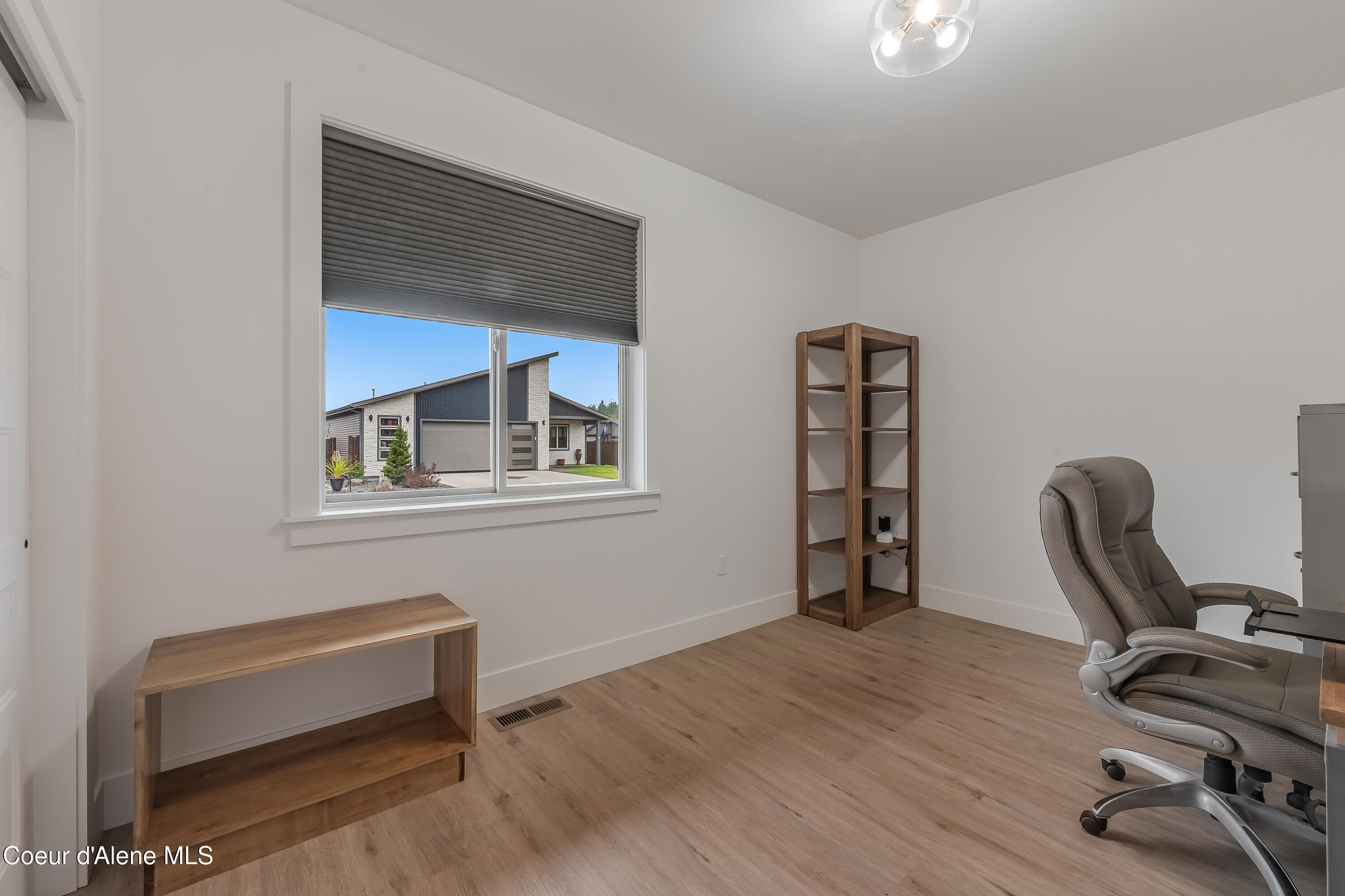 13958 N Rainier Loop