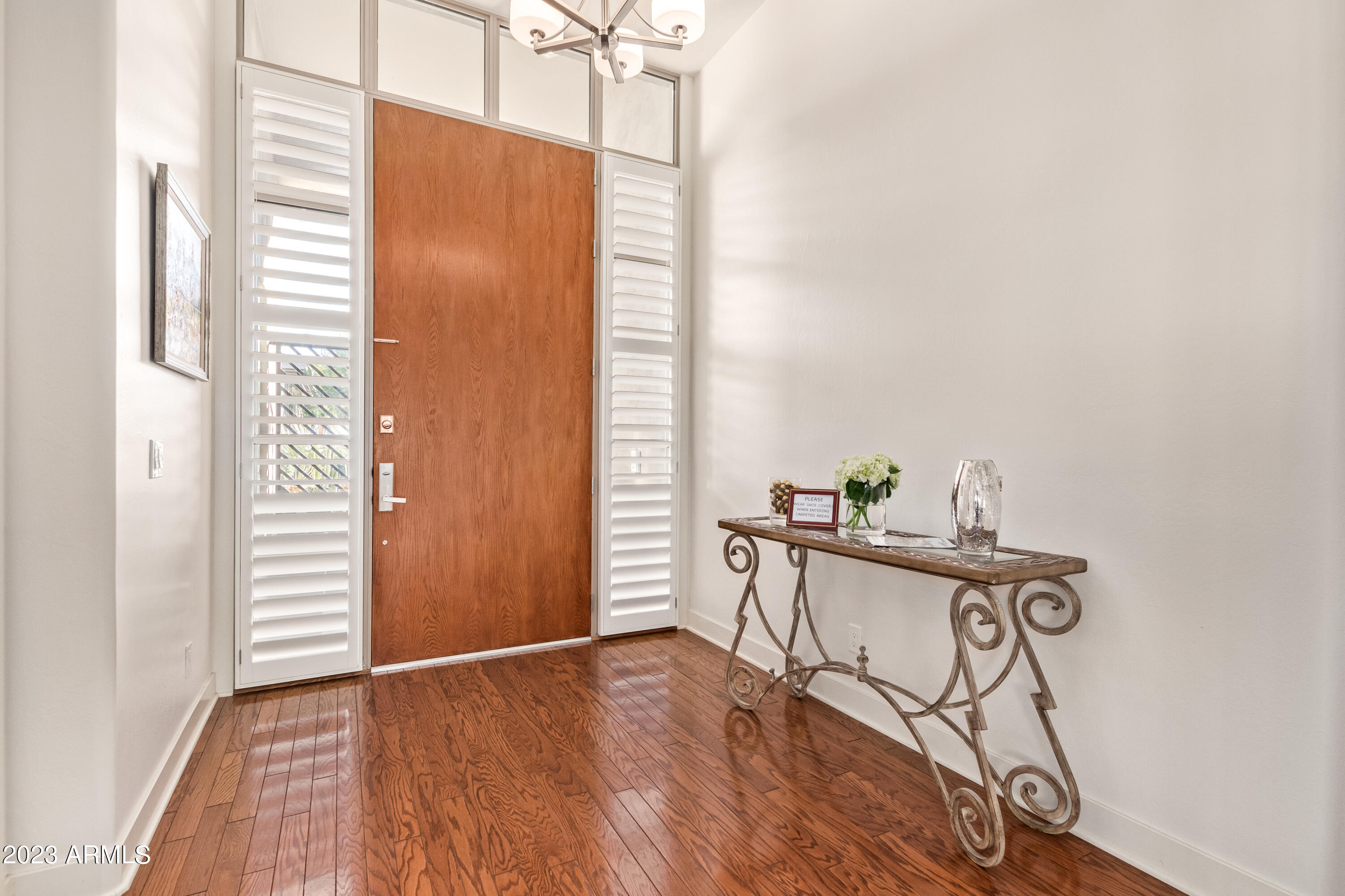 3020 E SQUAW PEAK Circle