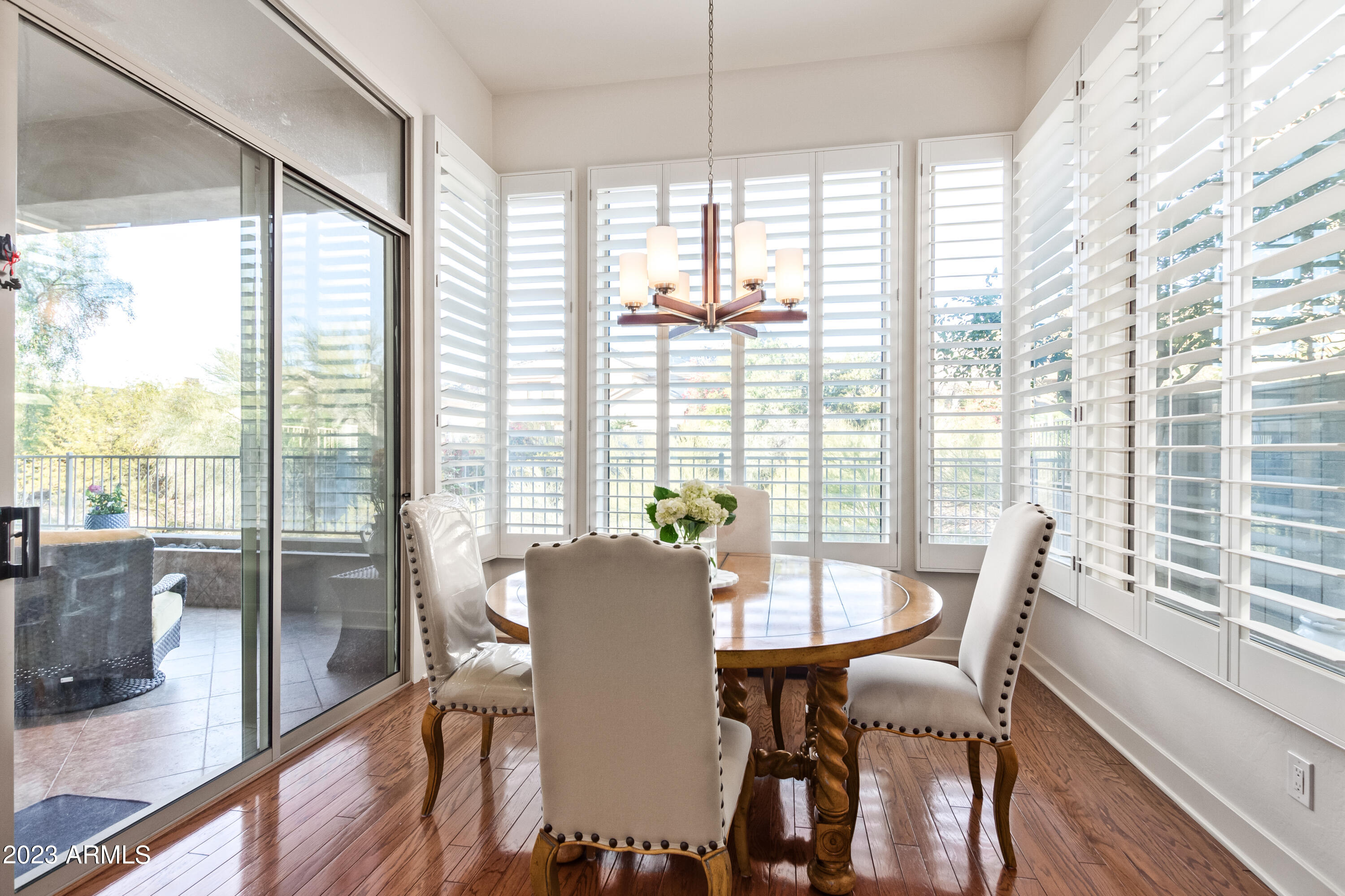 3020 E SQUAW PEAK Circle