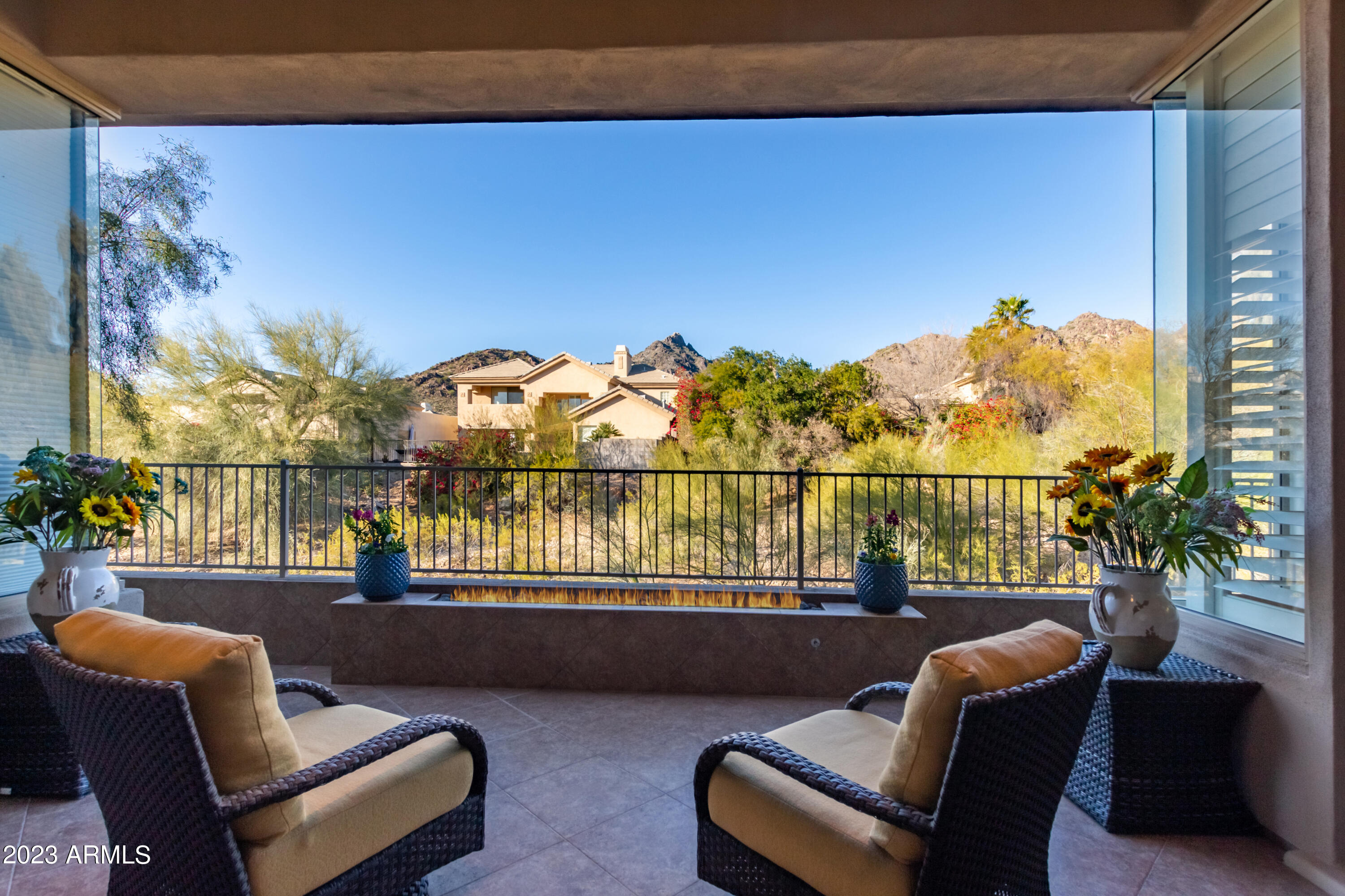 3020 E SQUAW PEAK Circle