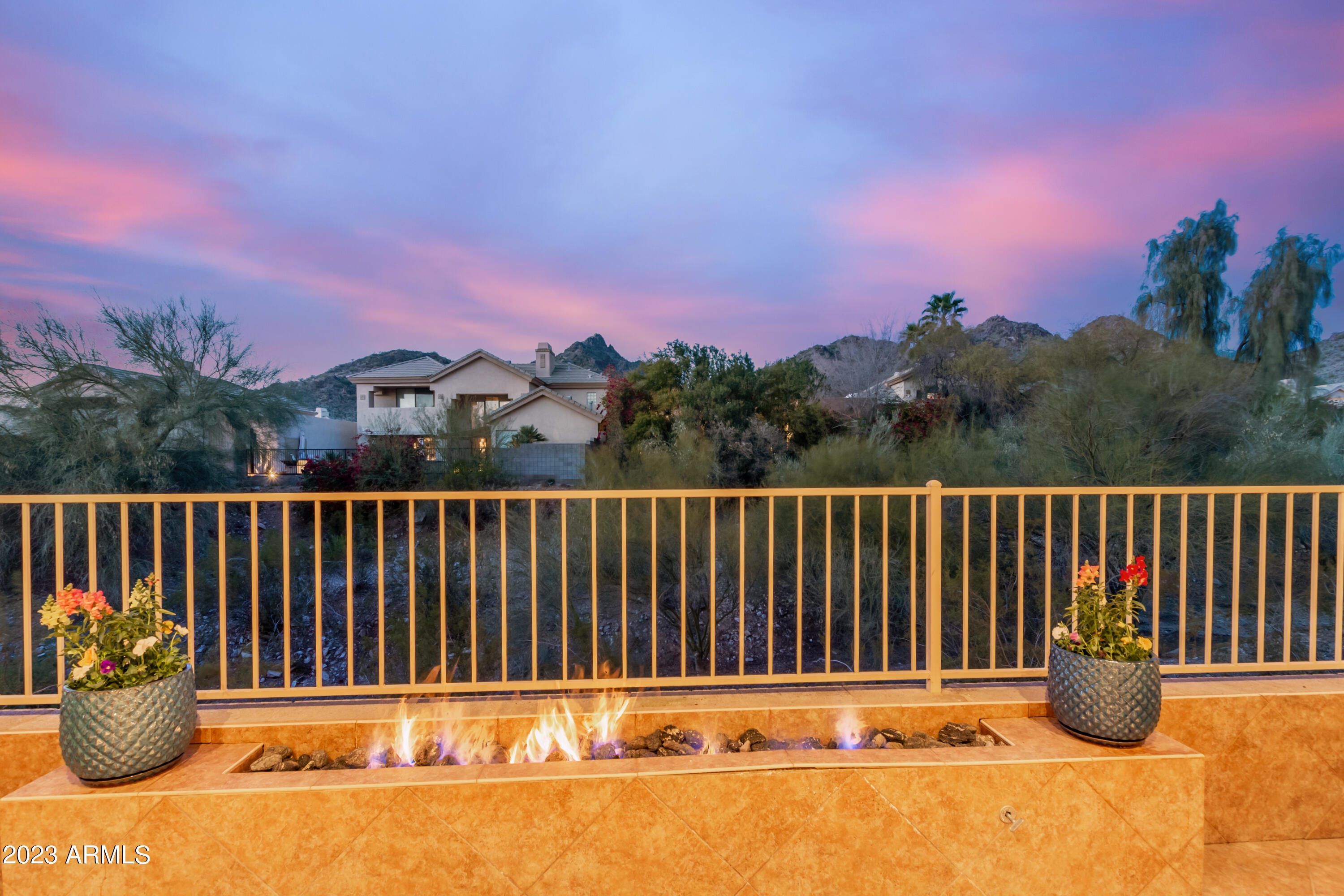 3020 E SQUAW PEAK Circle