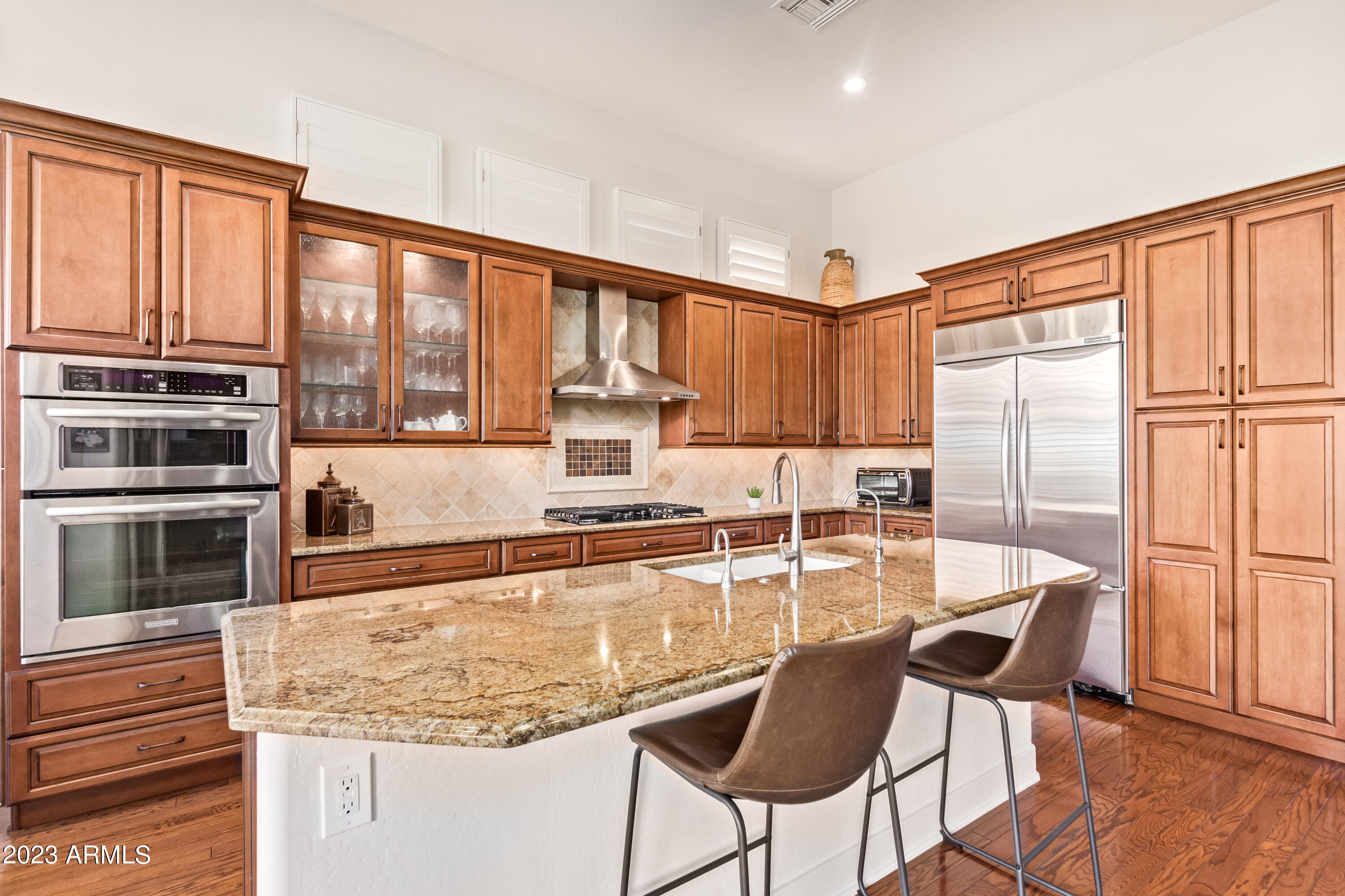 3020 E SQUAW PEAK Circle