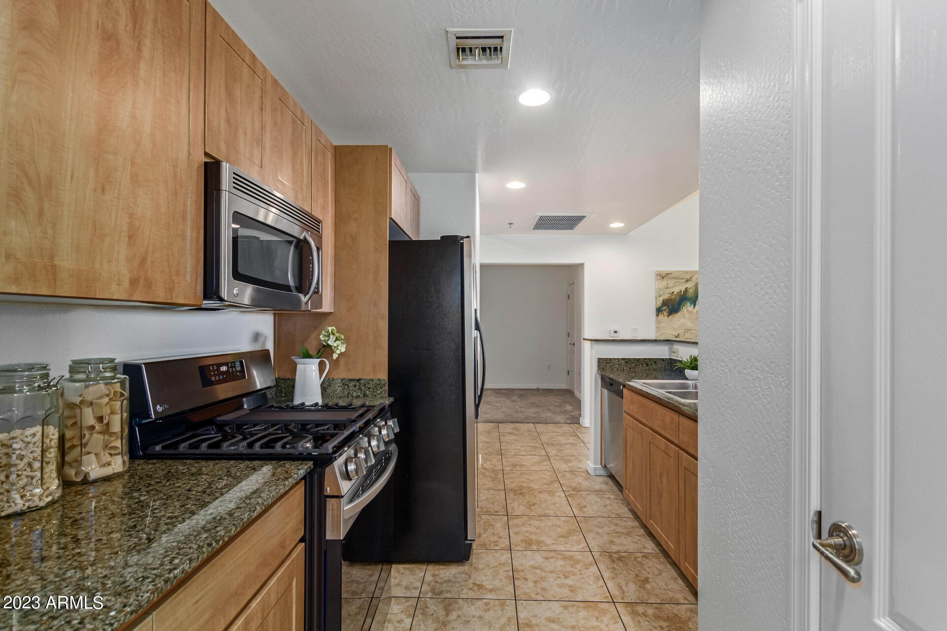 2302 N CENTRAL Avenue # 409