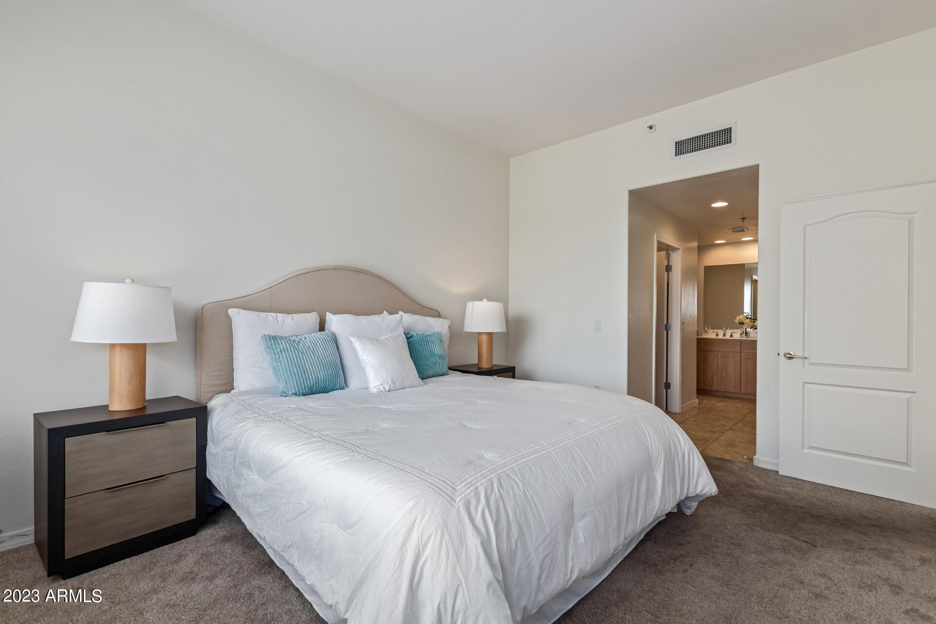2302 N CENTRAL Avenue # 409
