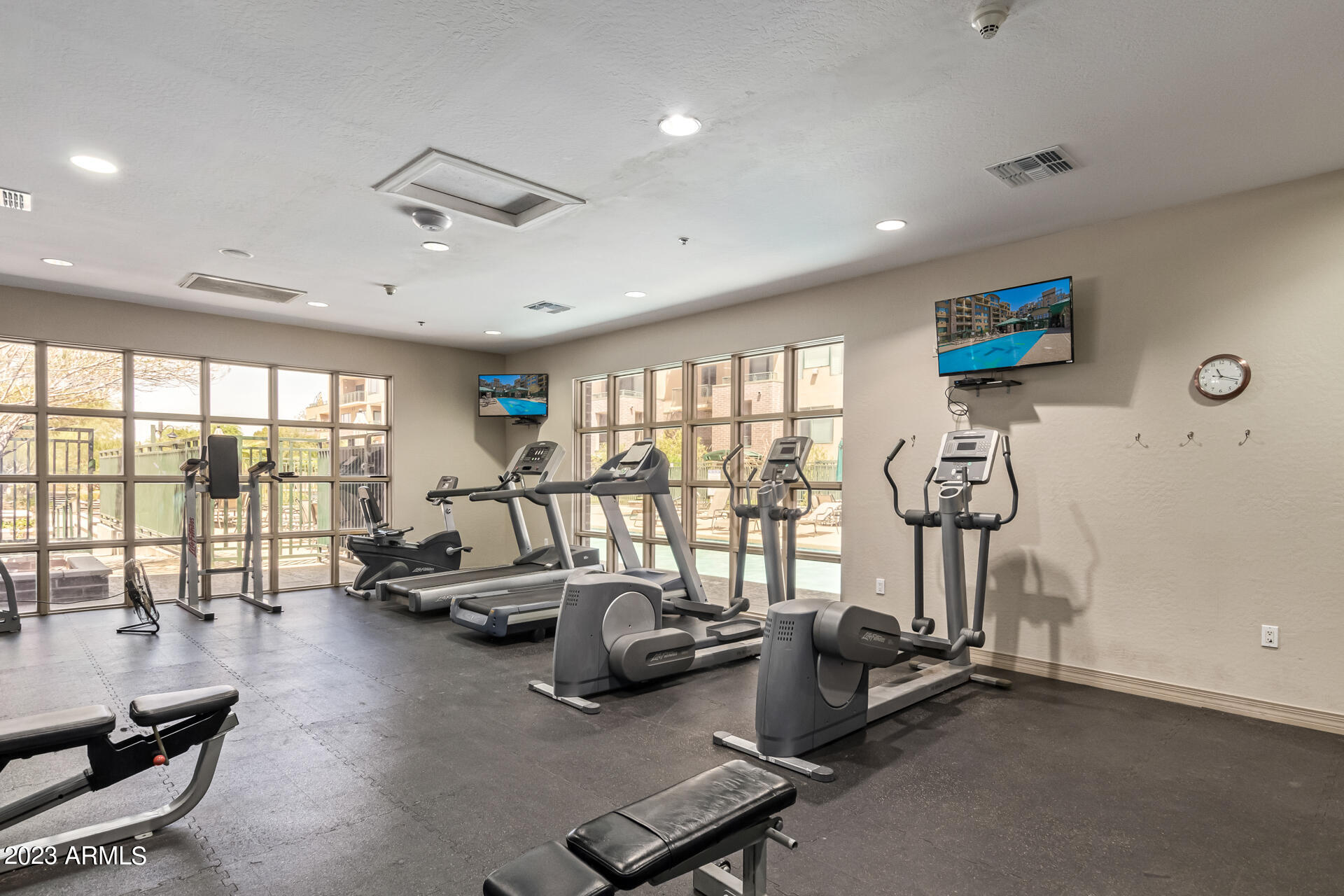 2302 N CENTRAL Avenue # 409