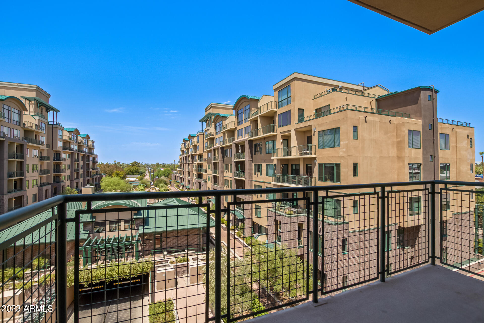 2302 N CENTRAL Avenue # 409
