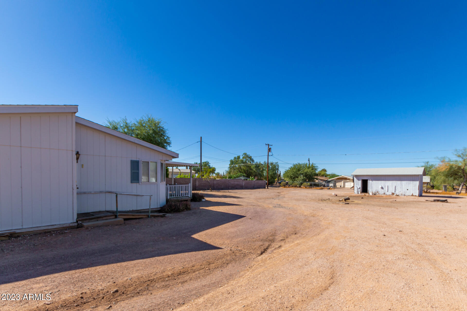 708 N RENNICK Drive