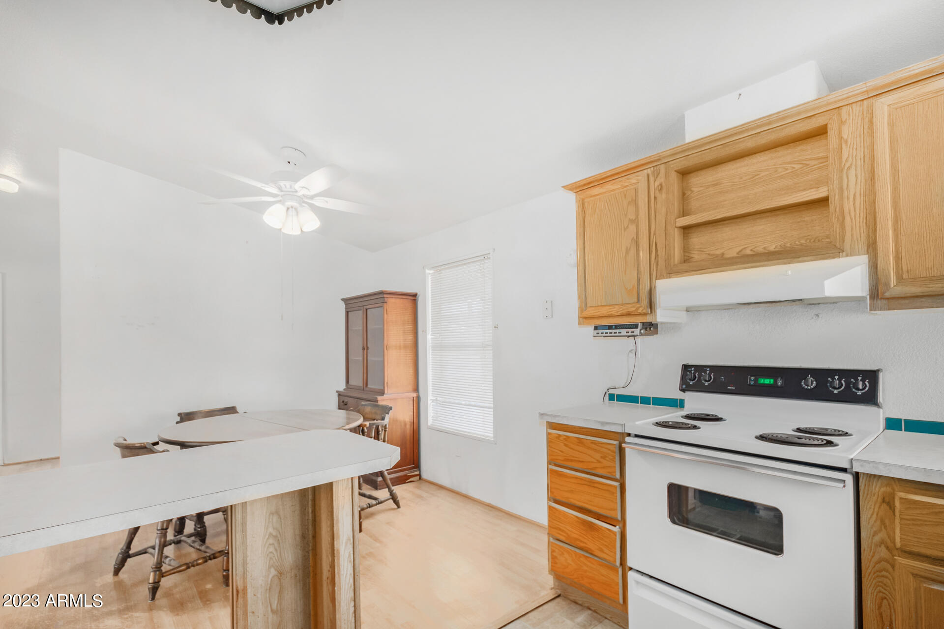 708 N RENNICK Drive