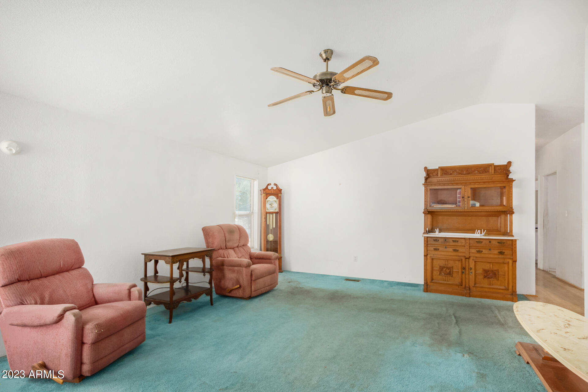 708 N RENNICK Drive