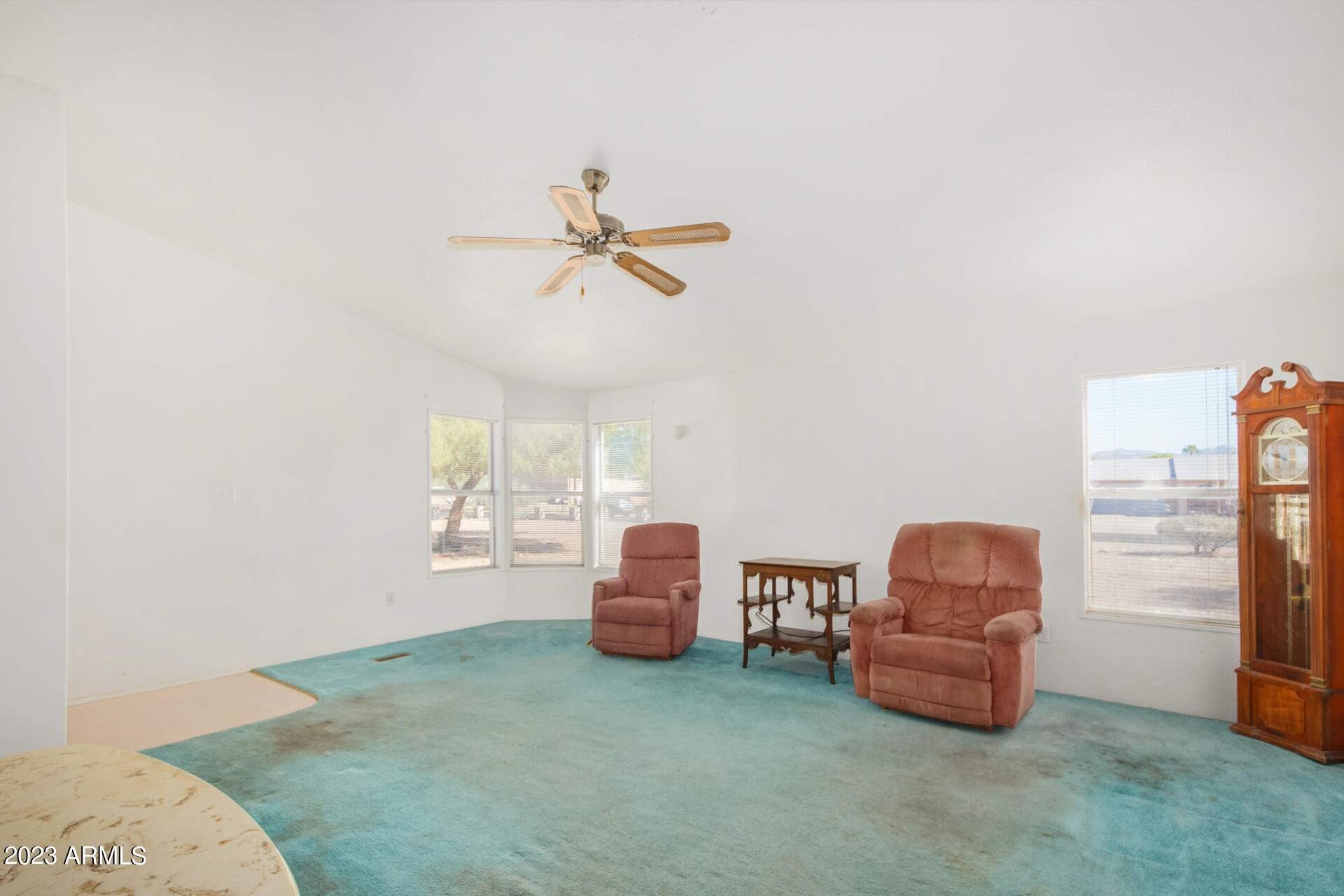 708 N RENNICK Drive