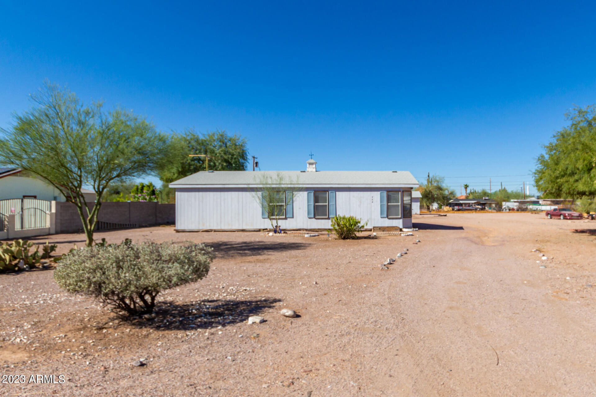 708 N RENNICK Drive