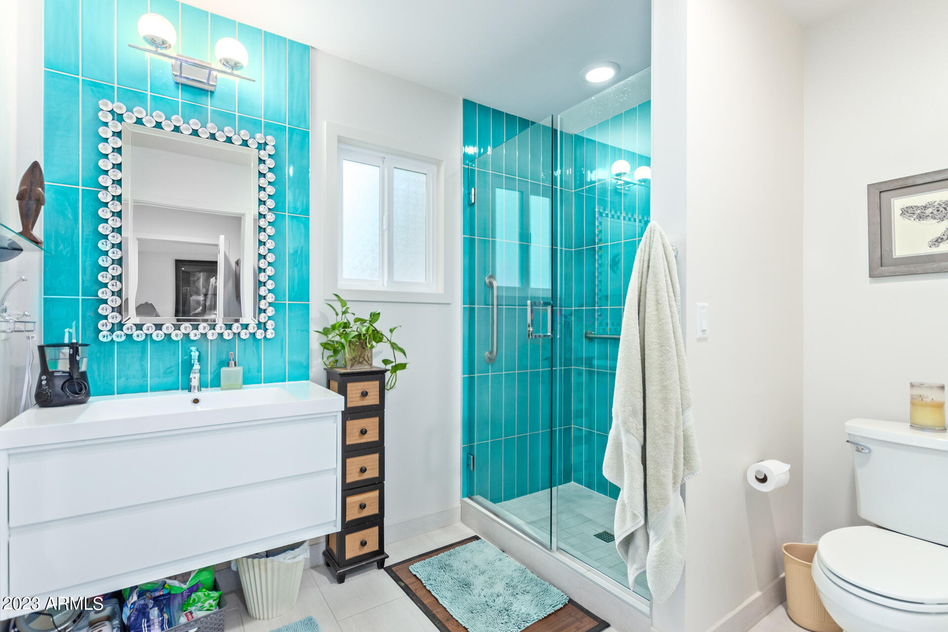 1020 E San Juan Avenue